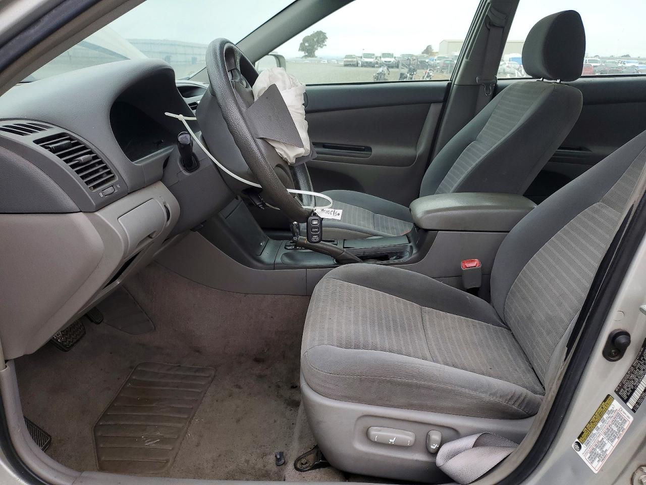 2006 Toyota Camry Le Серебряный vin: 4T1BE32K86U125576