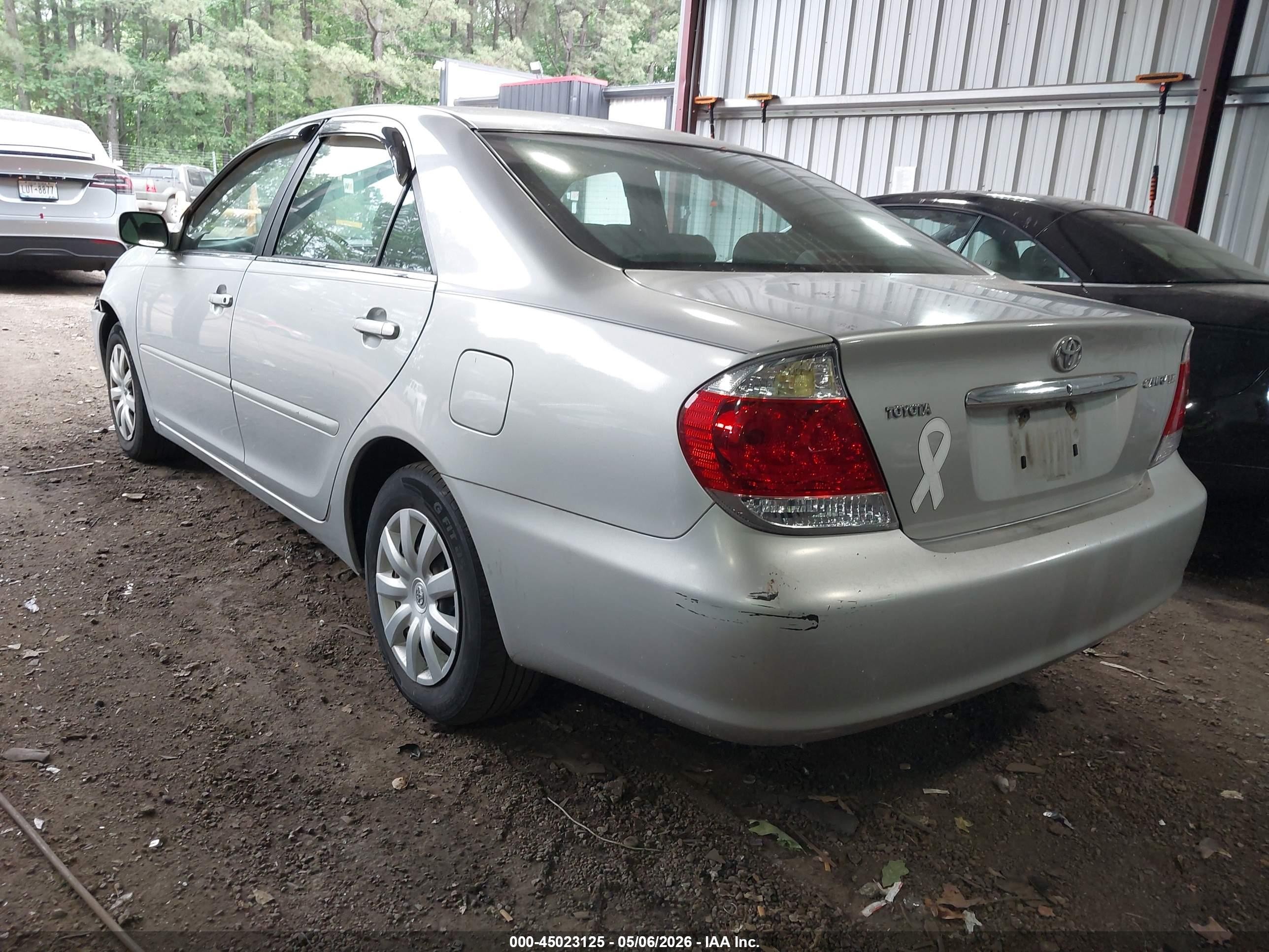 2006 Toyota Camry Le Silver vin: 4T1BE32K86U155354