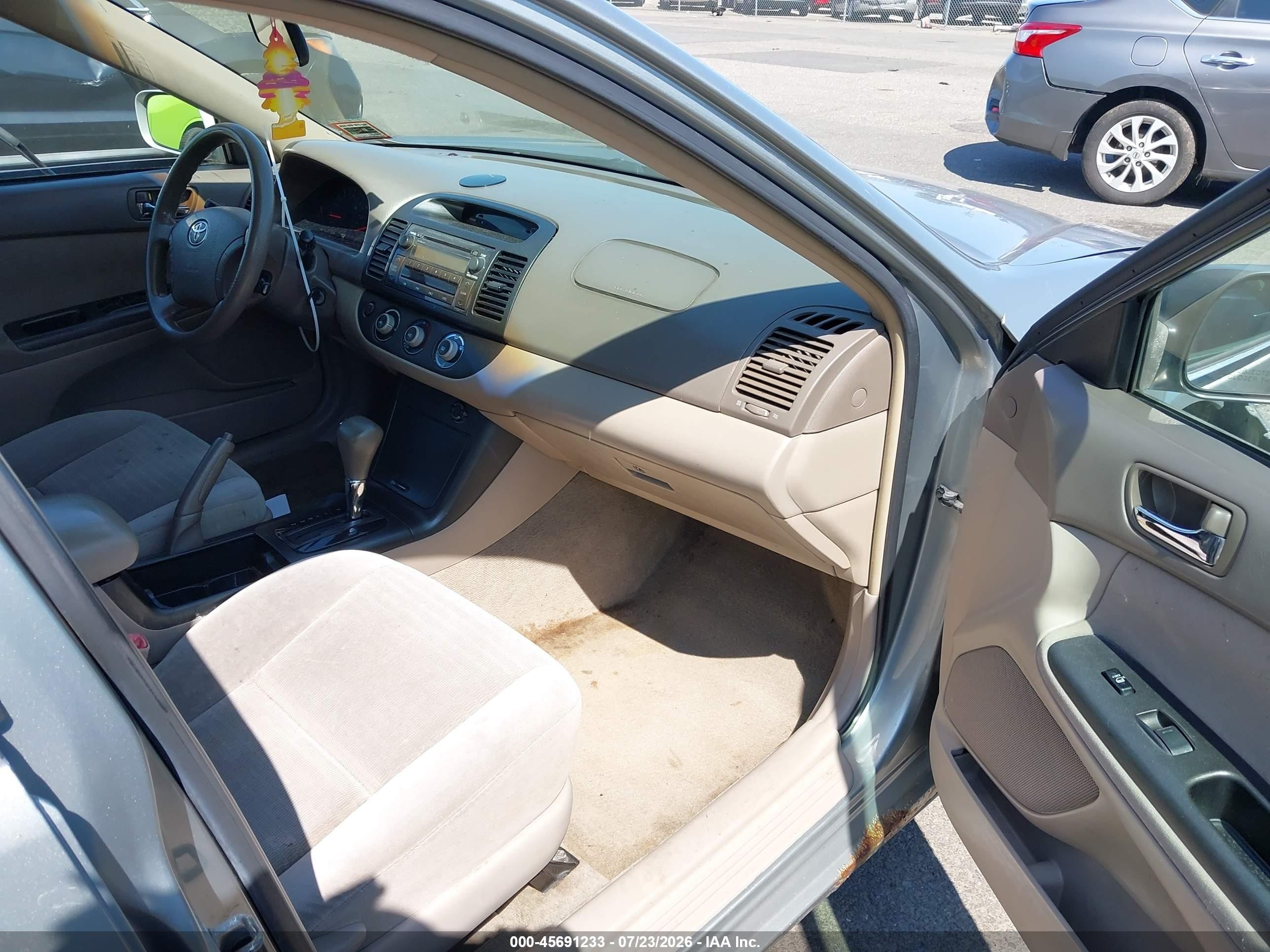 2006 Toyota Camry Le Gray vin: 4T1BE32K86U675876