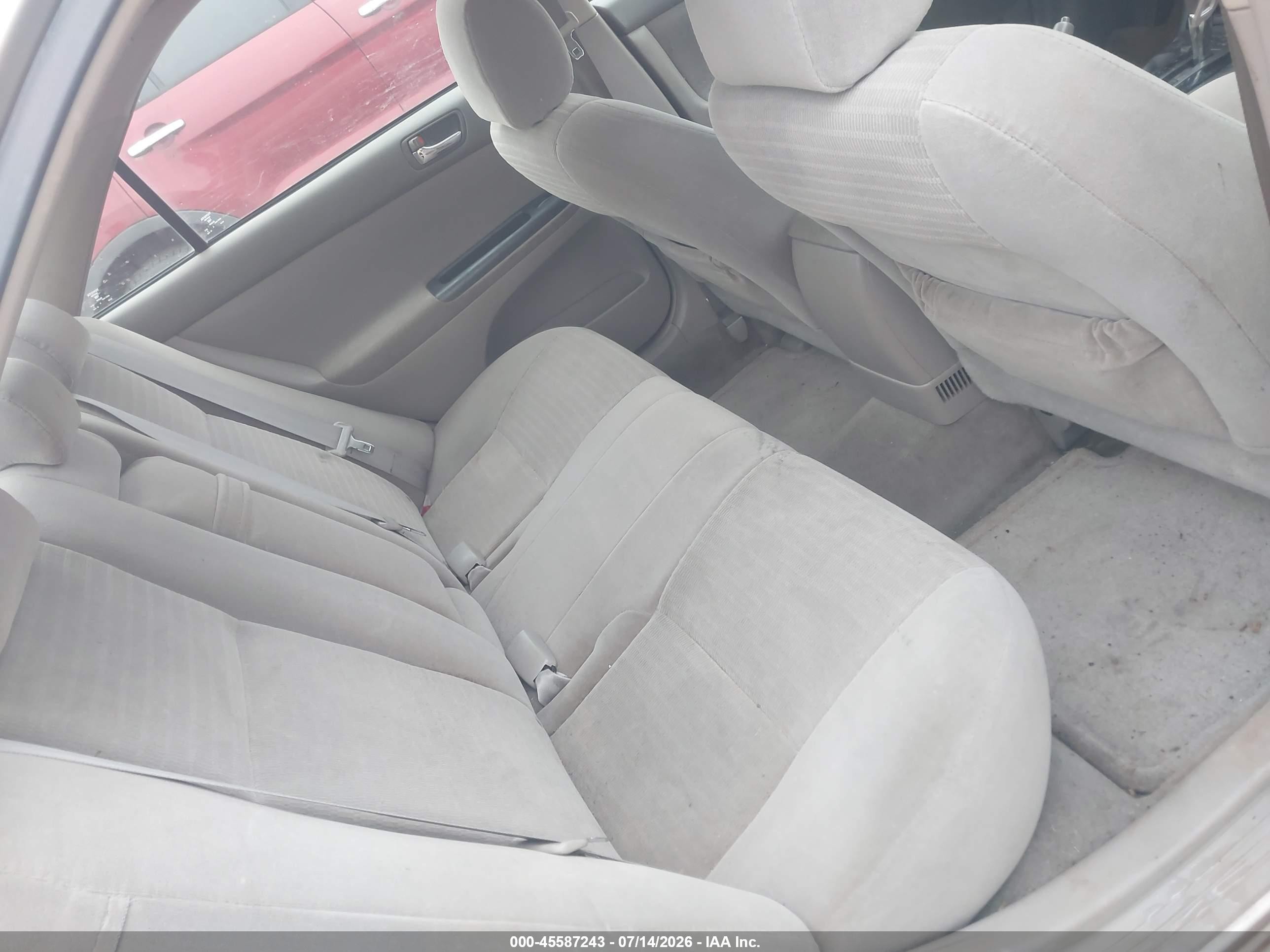 2006 Toyota Camry Le Золотой vin: 4T1BE32K86U675960
