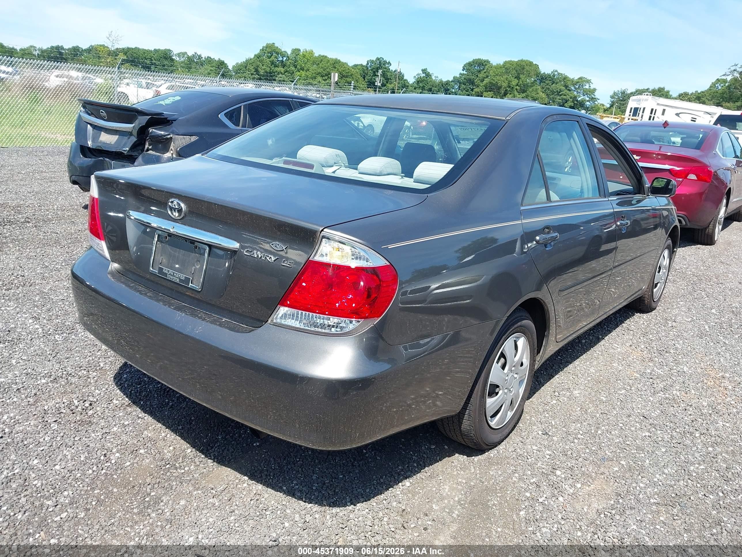 2006 Toyota Camry Le Gray vin: 4T1BE32K86U698090