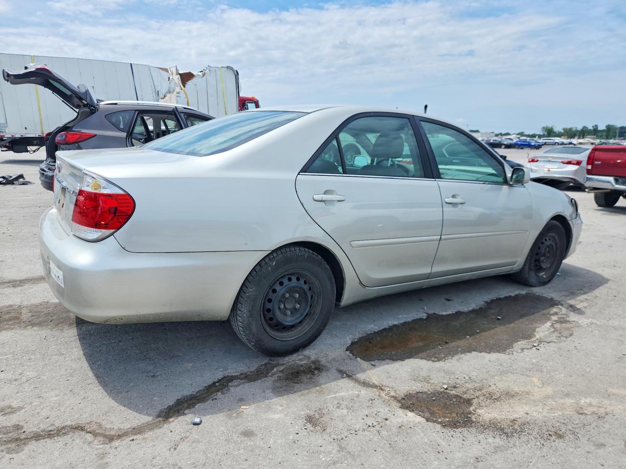 2006 Toyota Camry Le Silver vin: 4T1BE32K86U721058