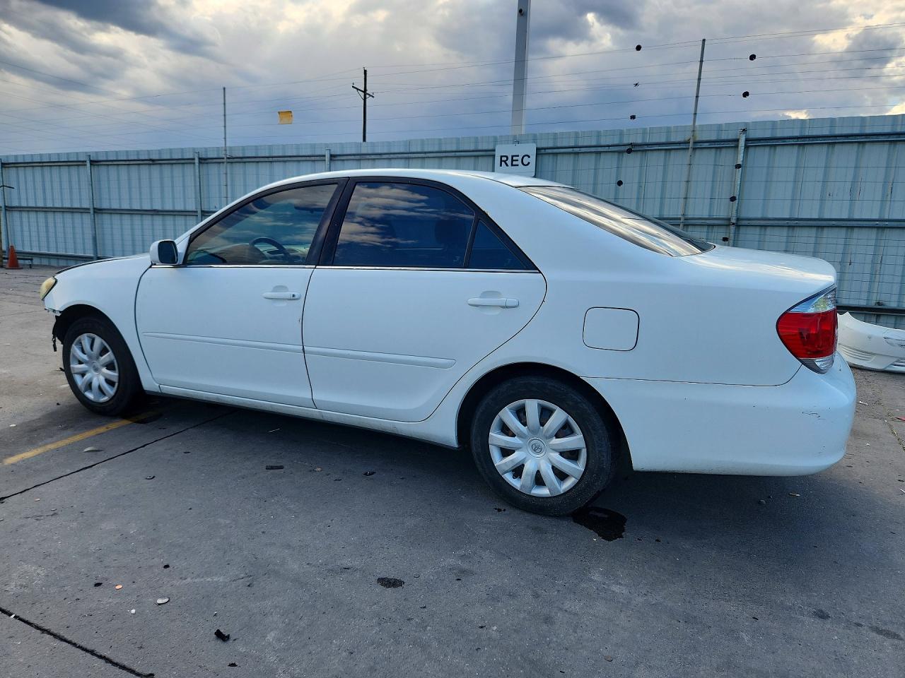 2006 Toyota Camry Le White vin: 4T1BE32K86U733999