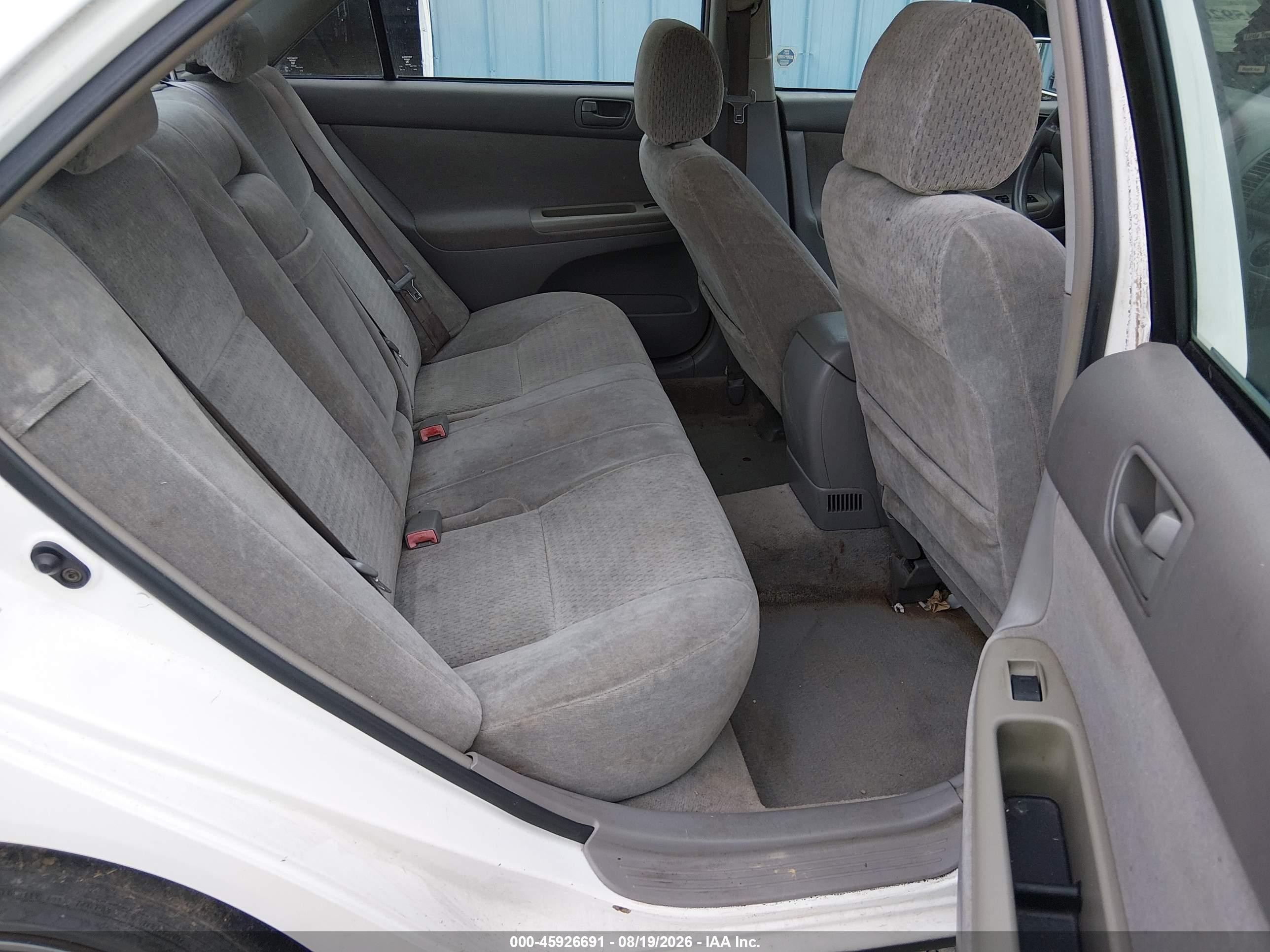2002 Toyota Camry Le Белый vin: 4T1BE32K92U021012