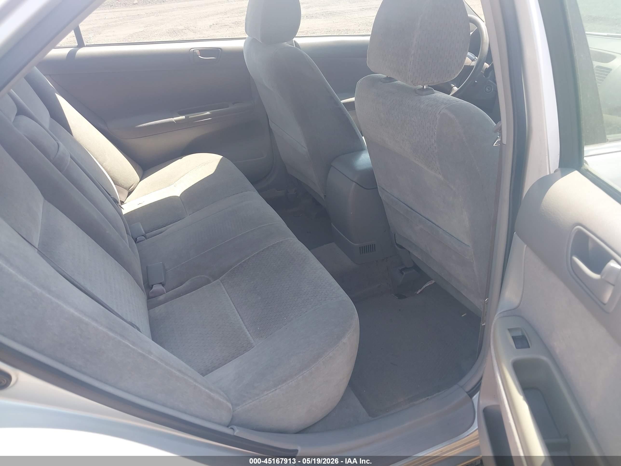 2002 Toyota Camry Le Gray vin: 4T1BE32K92U021656