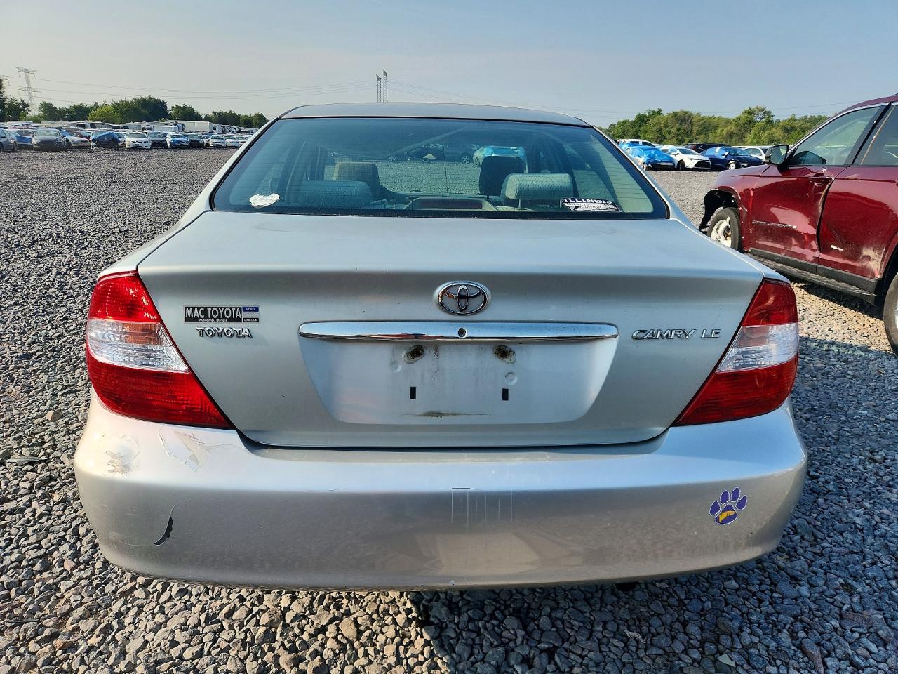 2002 Toyota Camry Le Silver vin: 4T1BE32K92U049828