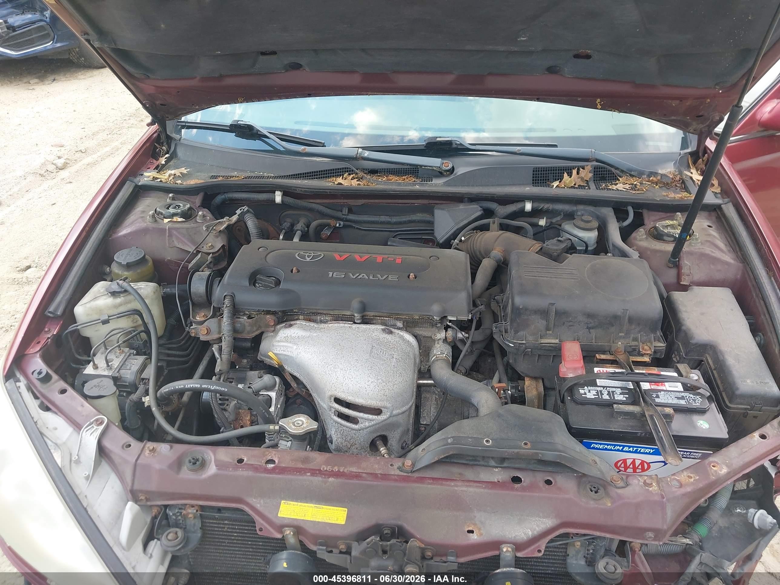 2002 Toyota Camry Le Red vin: 4T1BE32K92U075166