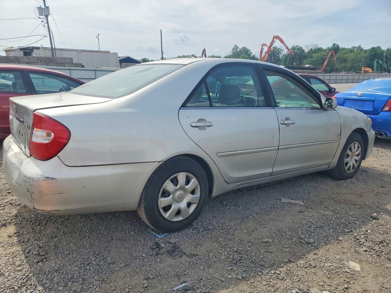 2002 Toyota Camry Le Серебряный vin: 4T1BE32K92U091612