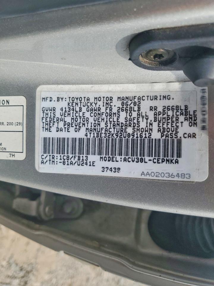2002 Toyota Camry Le Серебряный vin: 4T1BE32K92U091612