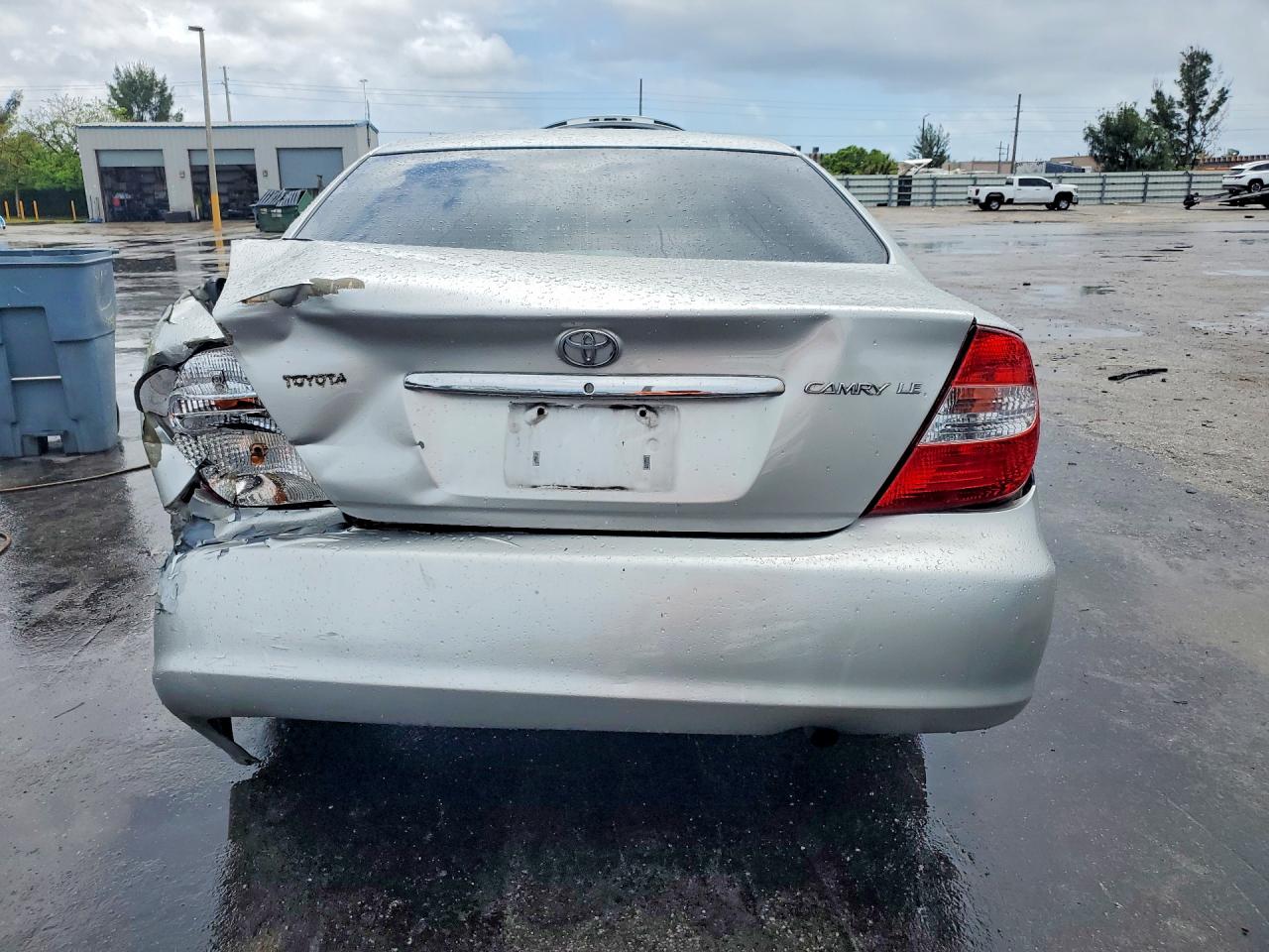 2002 Toyota Camry Le Silver vin: 4T1BE32K92U099404