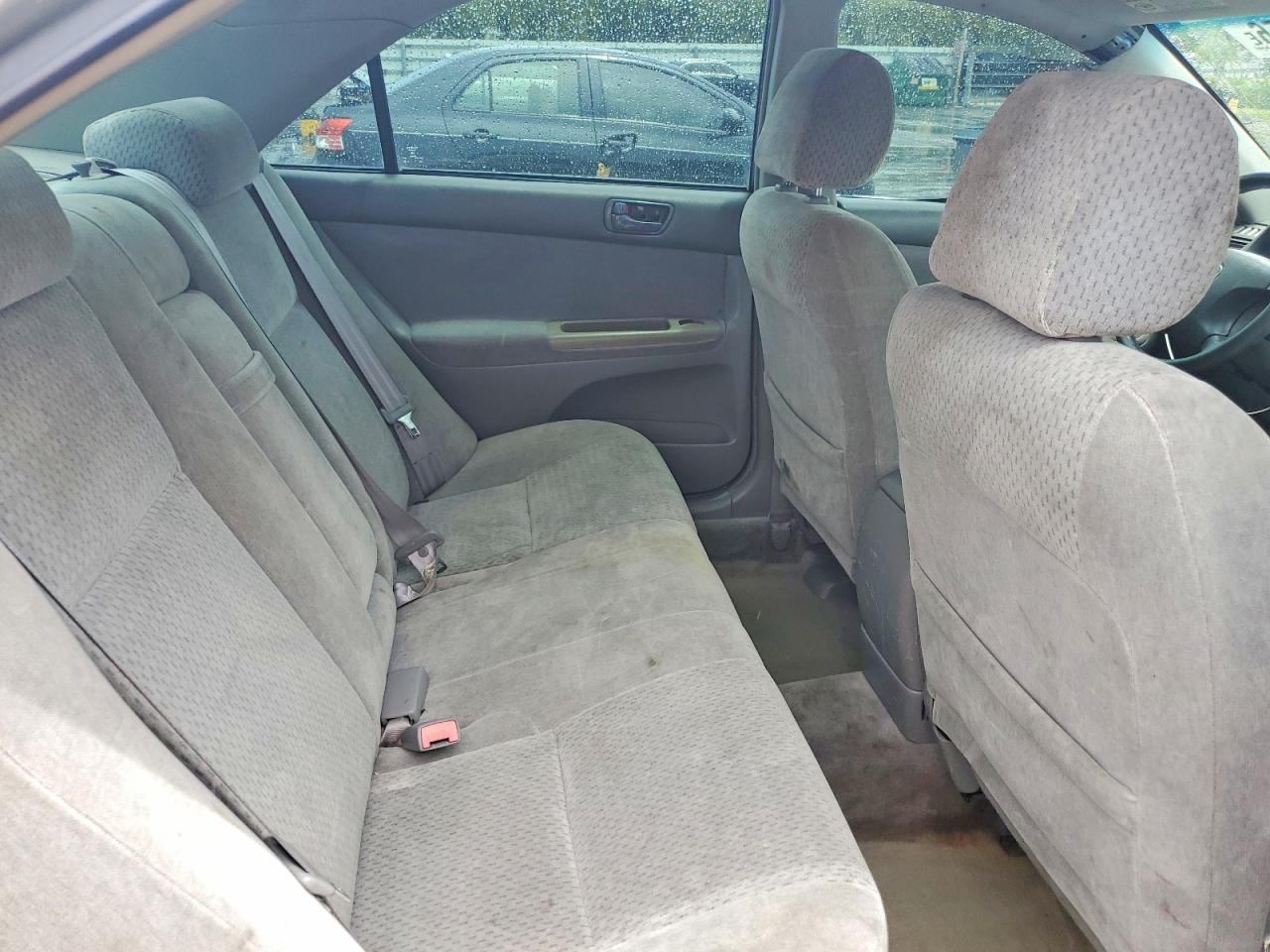 2002 Toyota Camry Le Silver vin: 4T1BE32K92U099404
