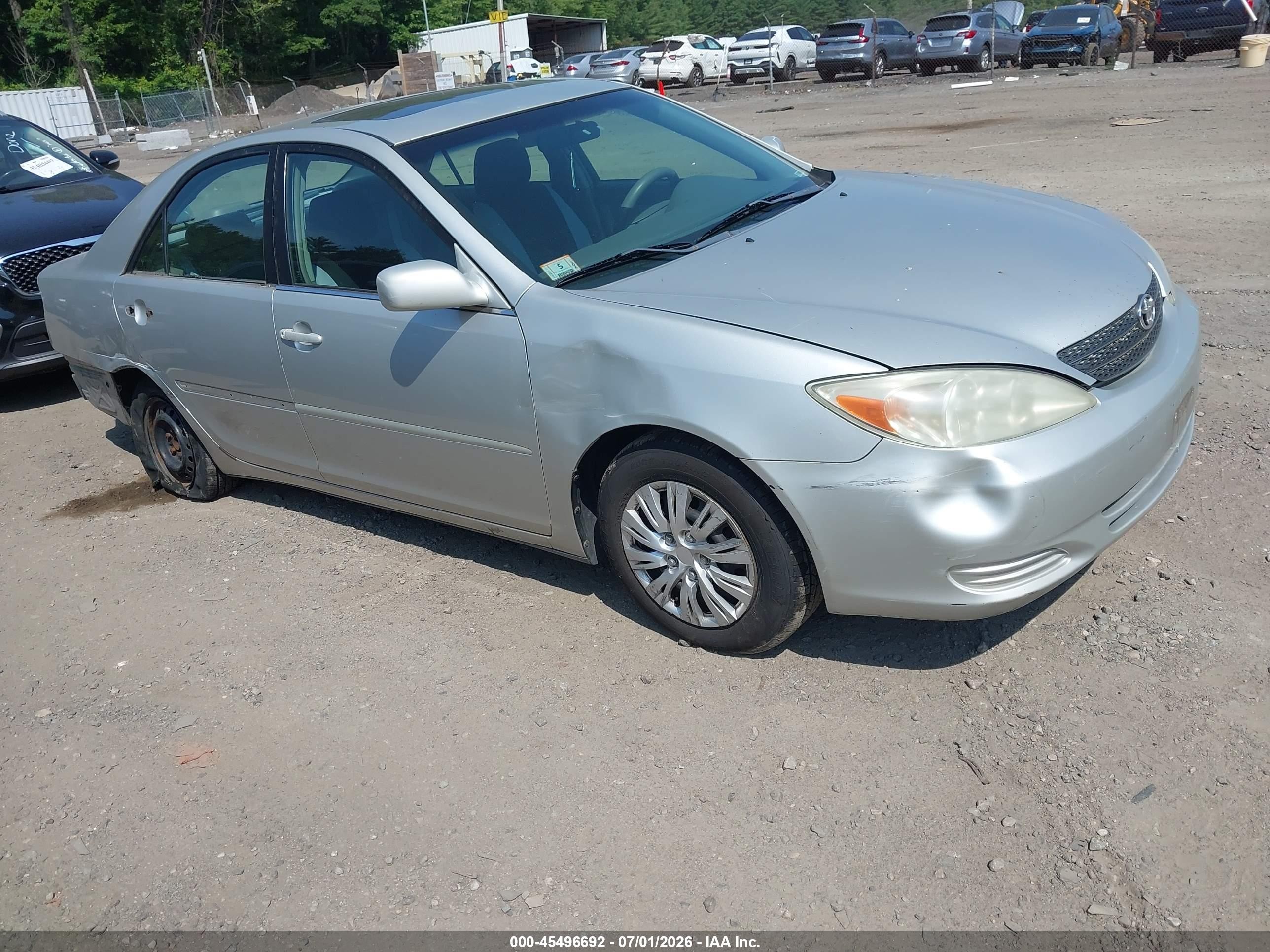 2002 Toyota Camry Le Серебряный vin: 4T1BE32K92U114113