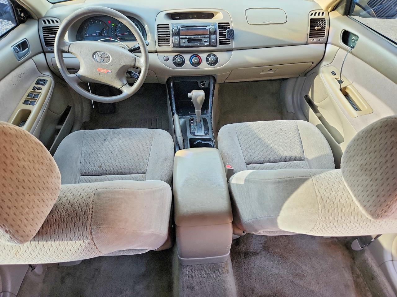 2002 Toyota Camry Le Green vin: 4T1BE32K92U506444