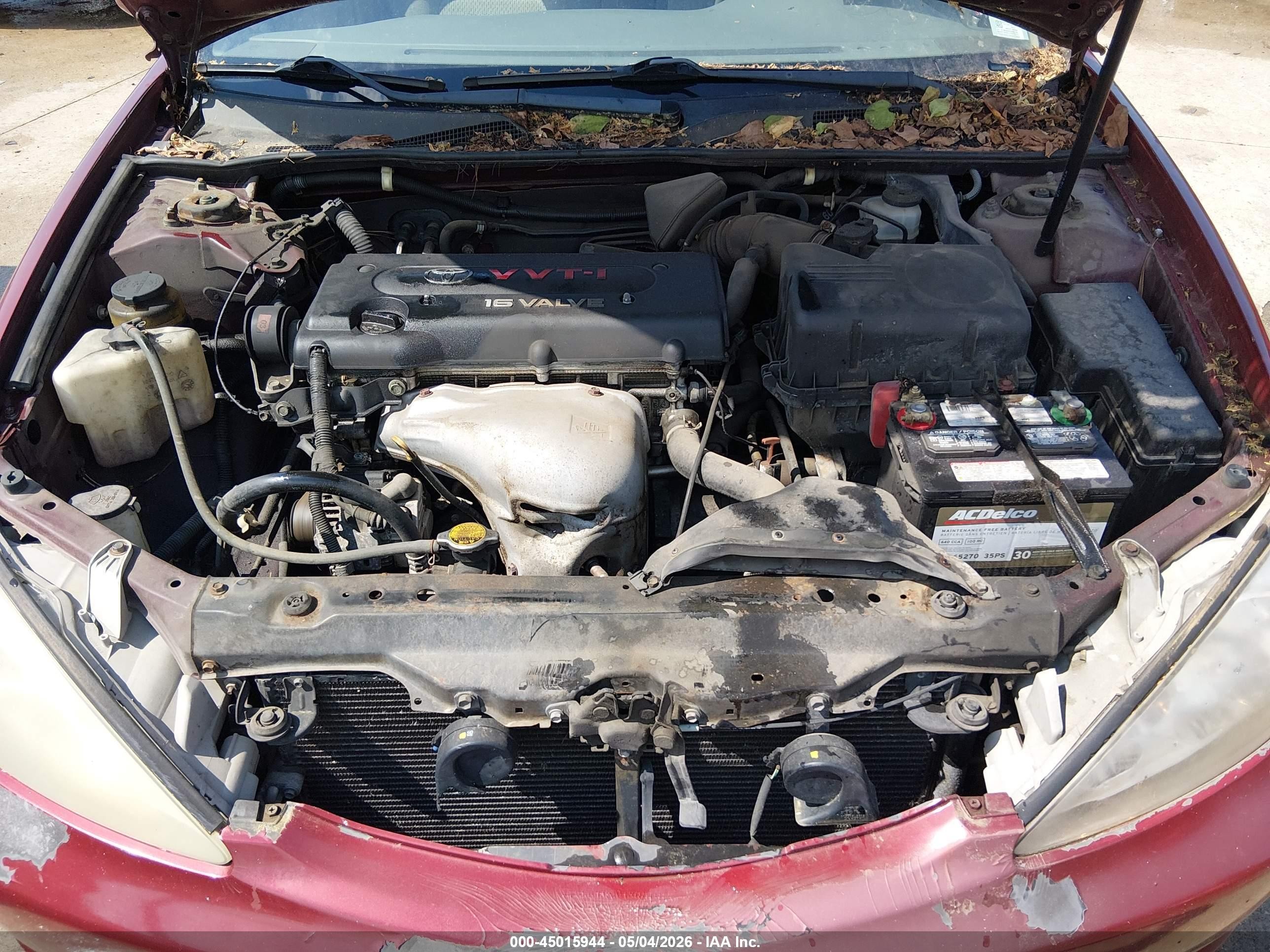 2002 Toyota Camry Le Red vin: 4T1BE32K92U590104