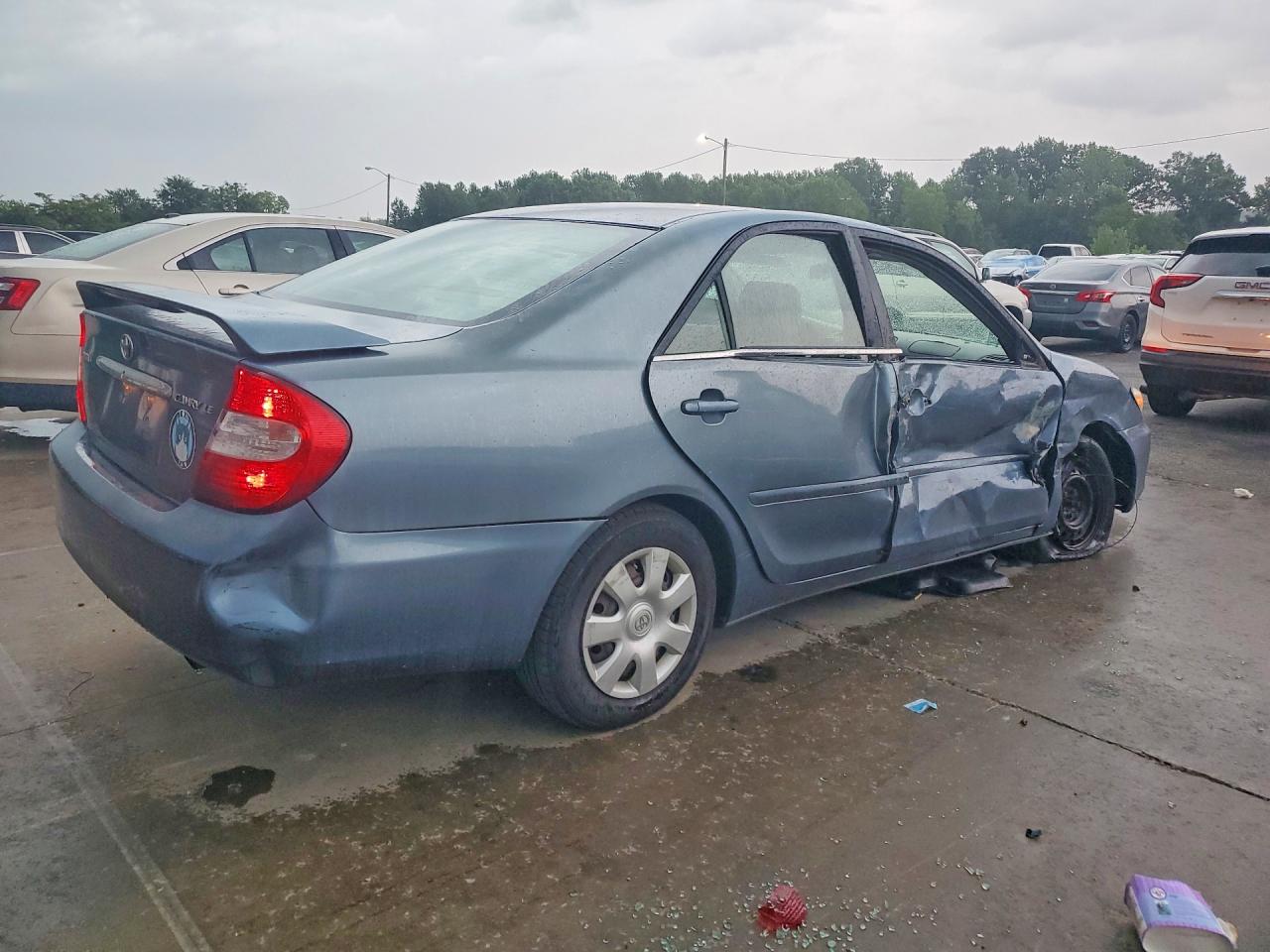 2002 Toyota Camry Le Синий vin: 4T1BE32K92U596405