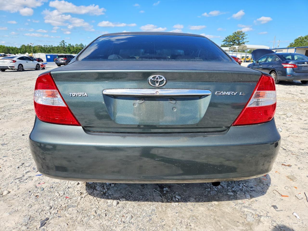 2002 Toyota Camry Le Gray vin: 4T1BE32K92U597313