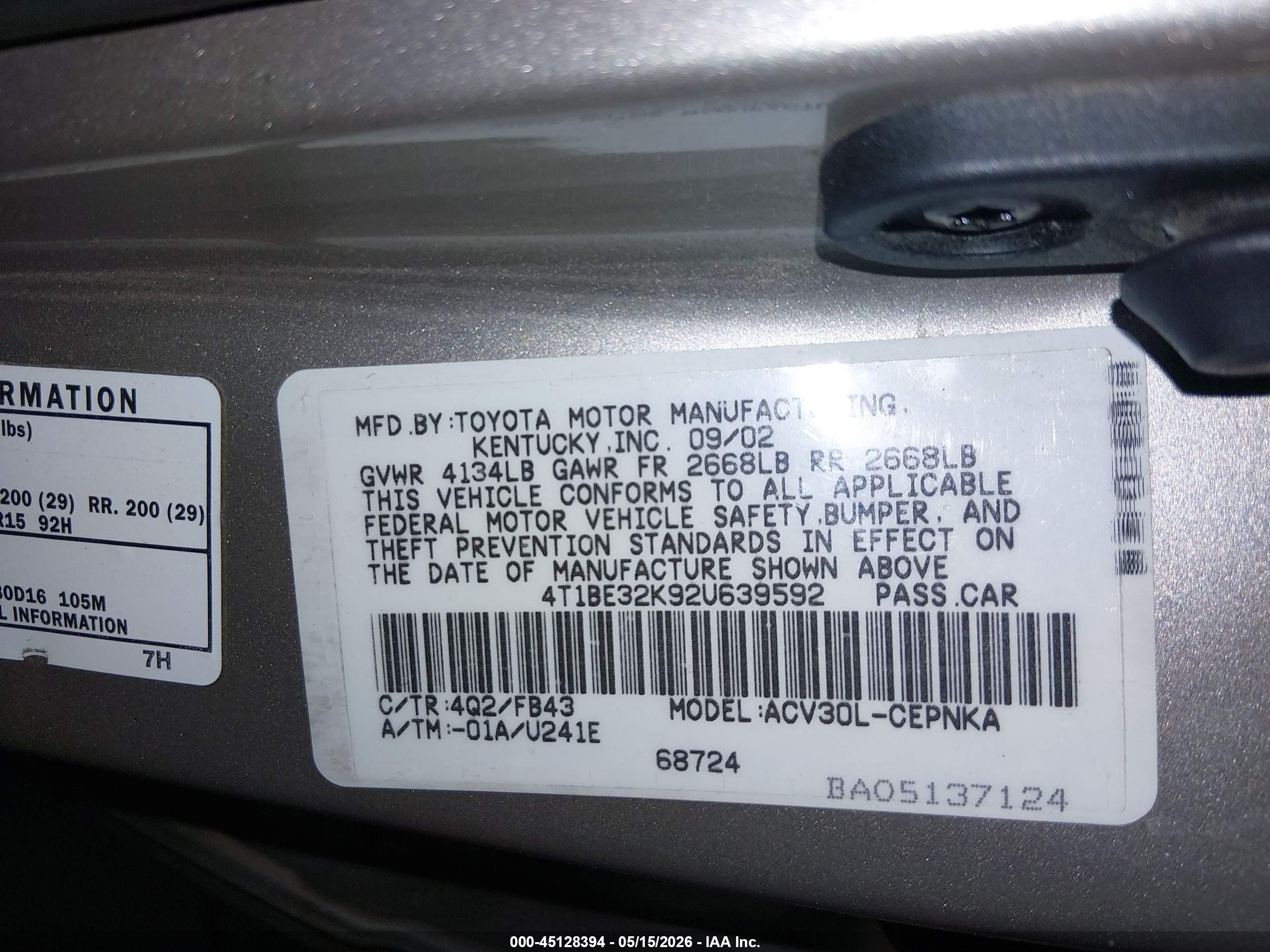 2002 Toyota Camry Le Золотой vin: 4T1BE32K92U639592