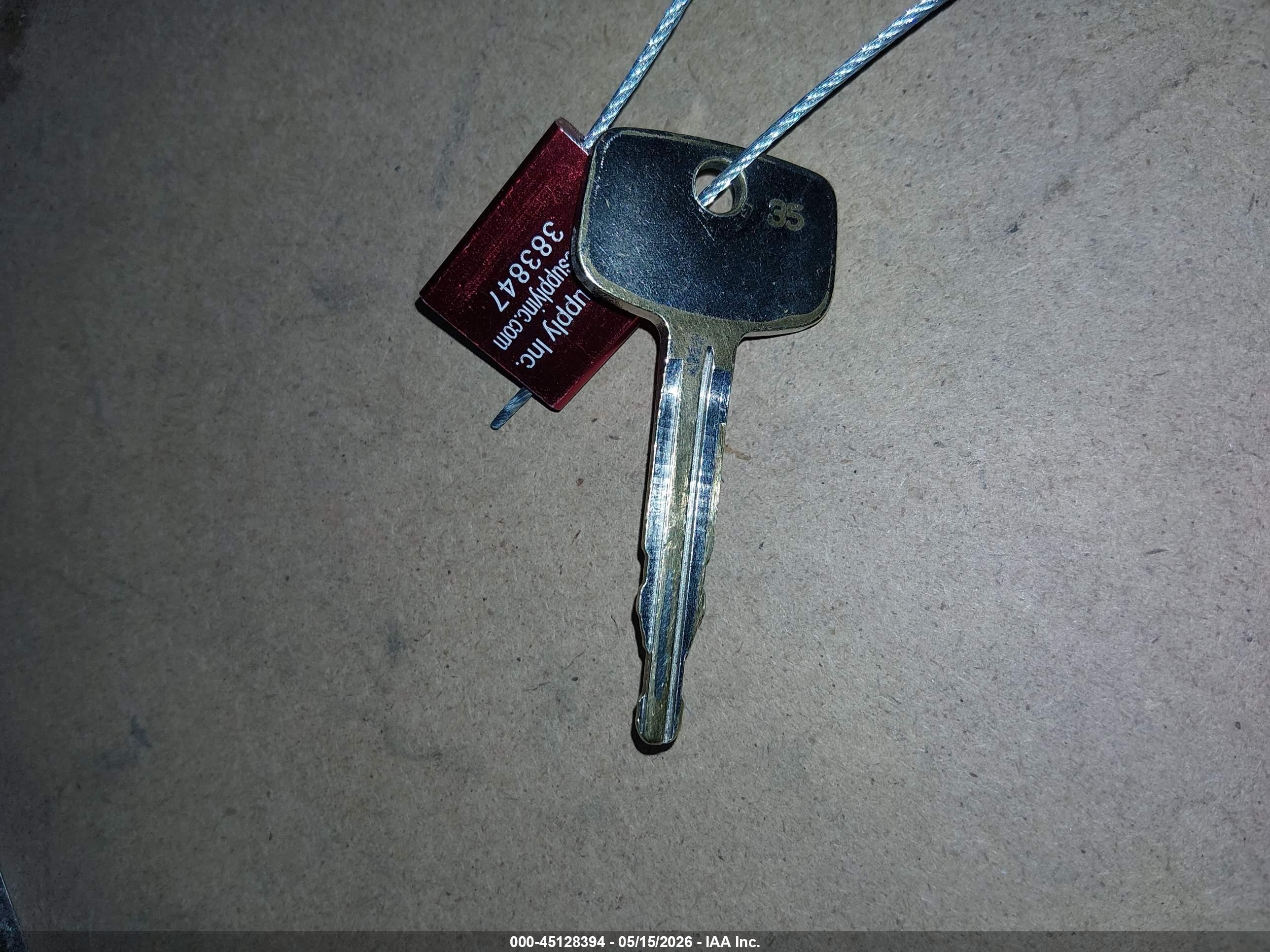 2002 Toyota Camry Le Золотой vin: 4T1BE32K92U639592