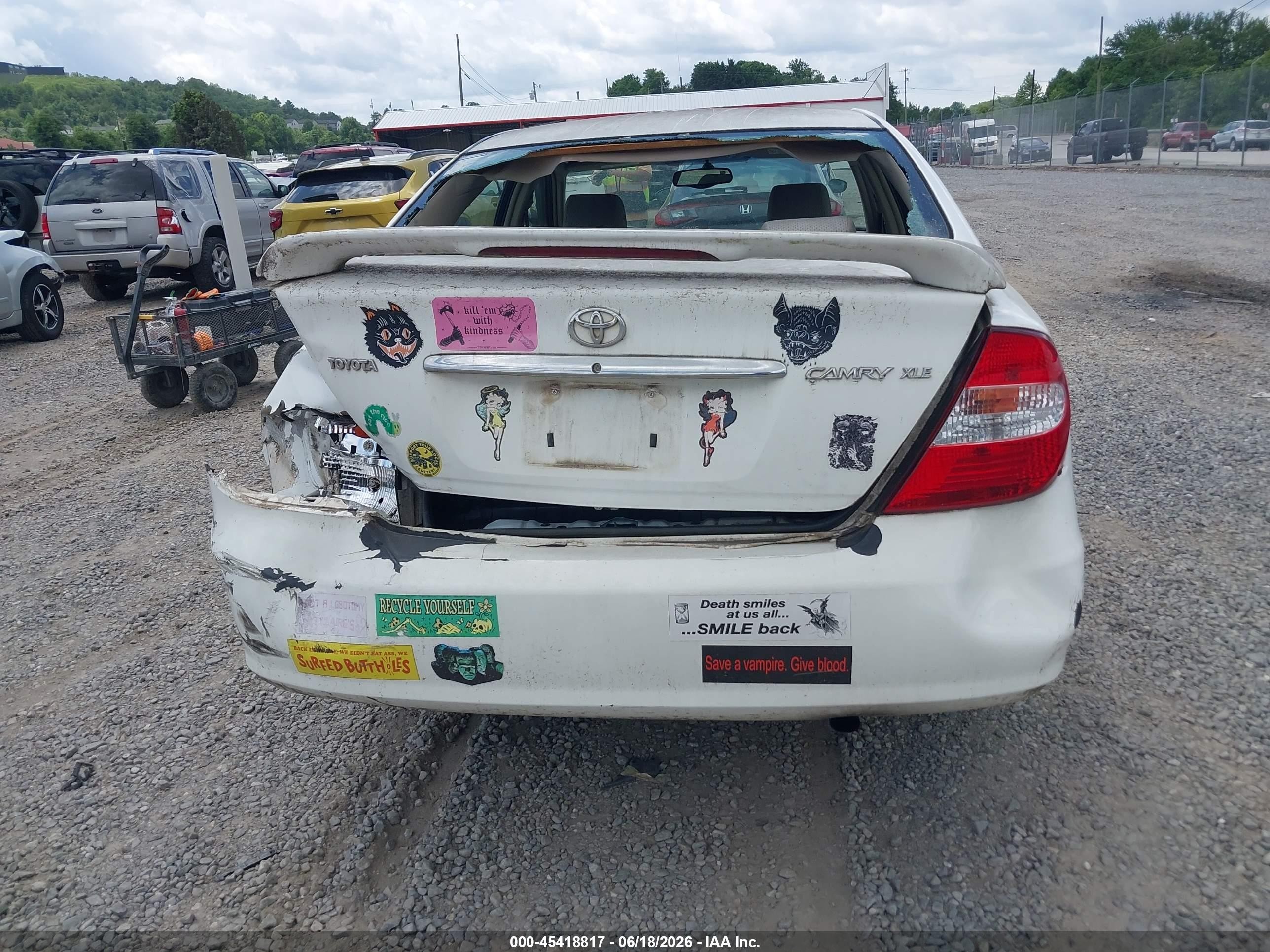 2003 Toyota Camry Xle White vin: 4T1BE32K93U128076