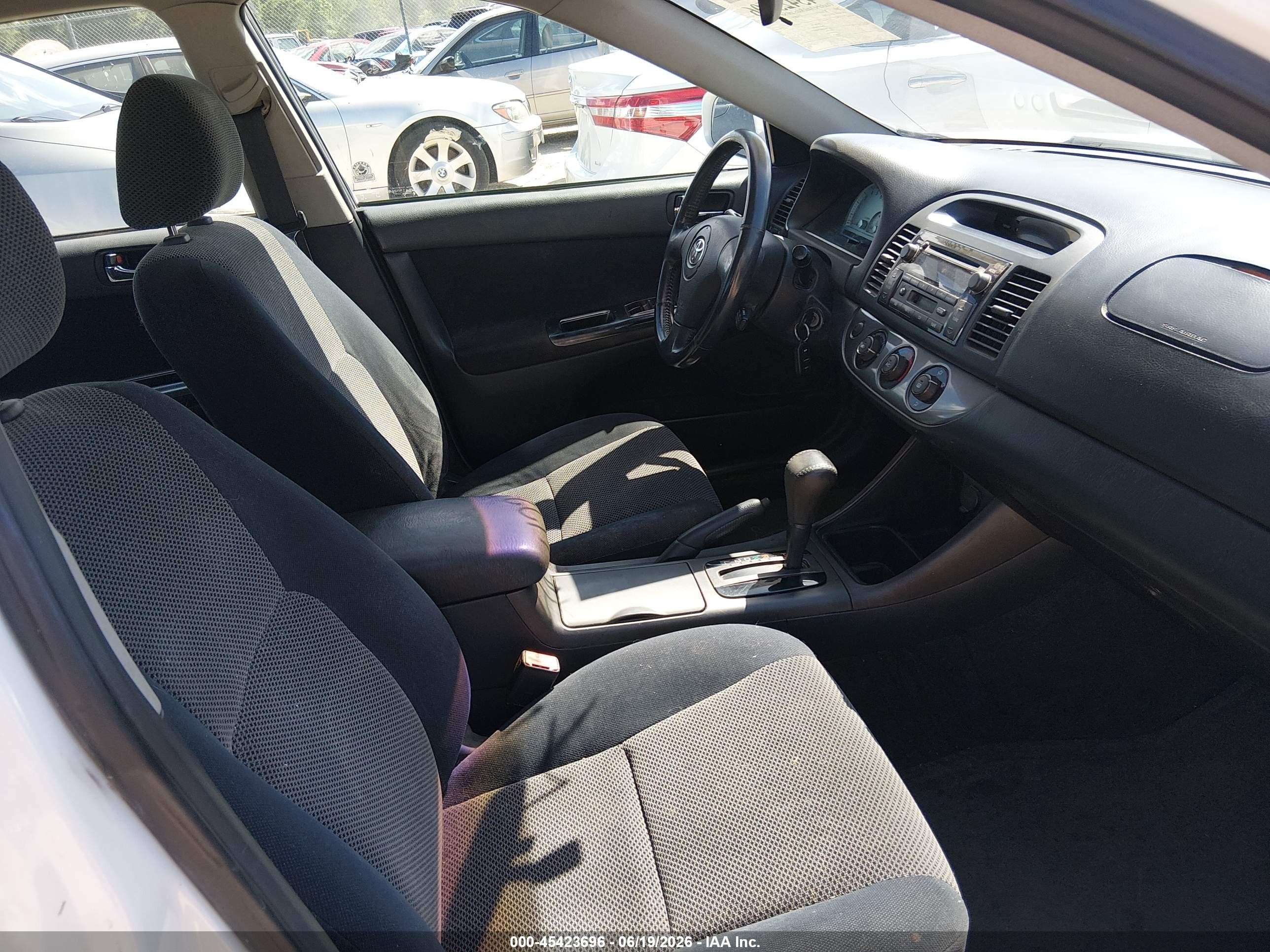 2003 Toyota Camry Se White vin: 4T1BE32K93U197690