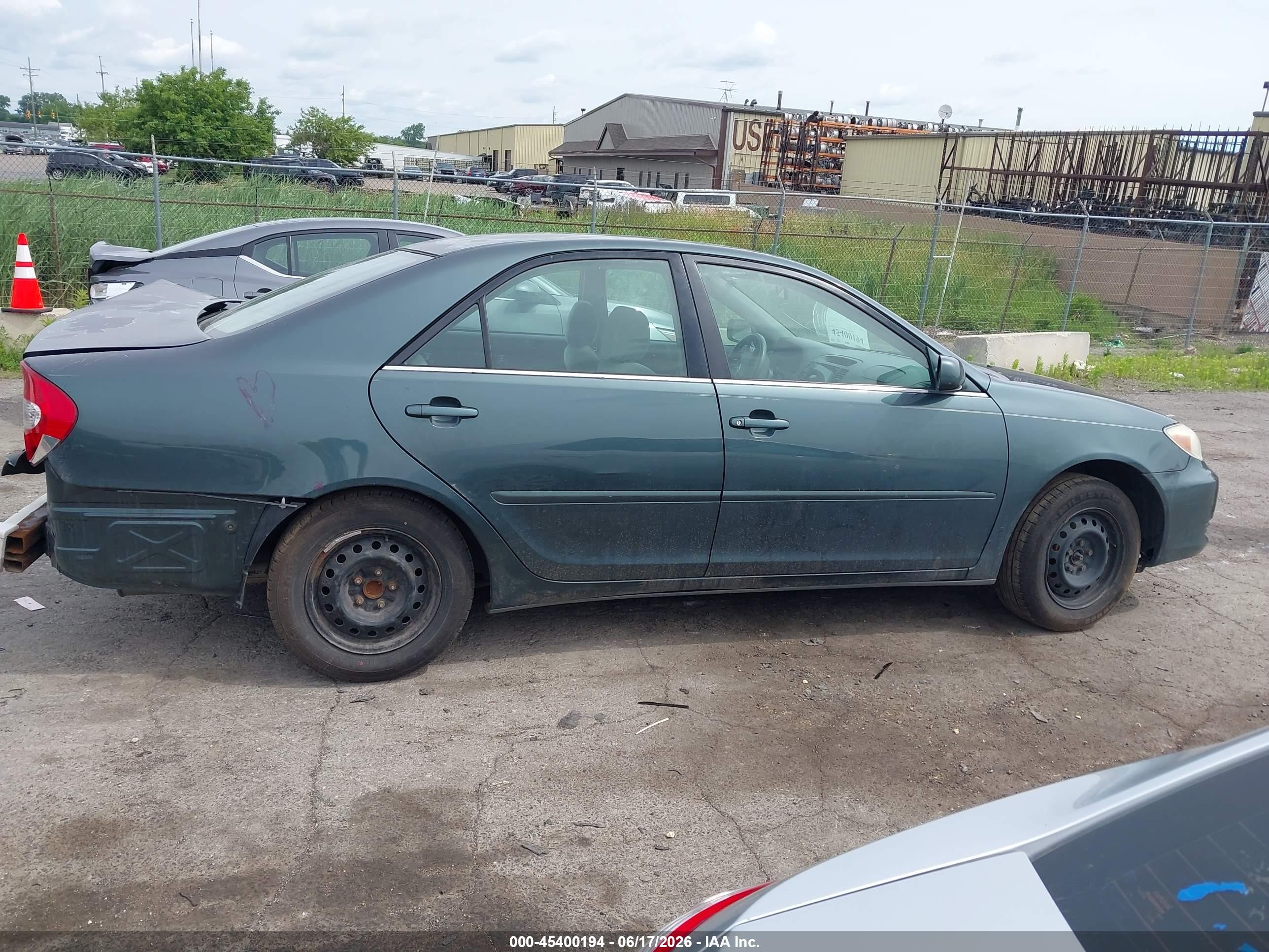 2003 Toyota Camry Le Green vin: 4T1BE32K93U203875