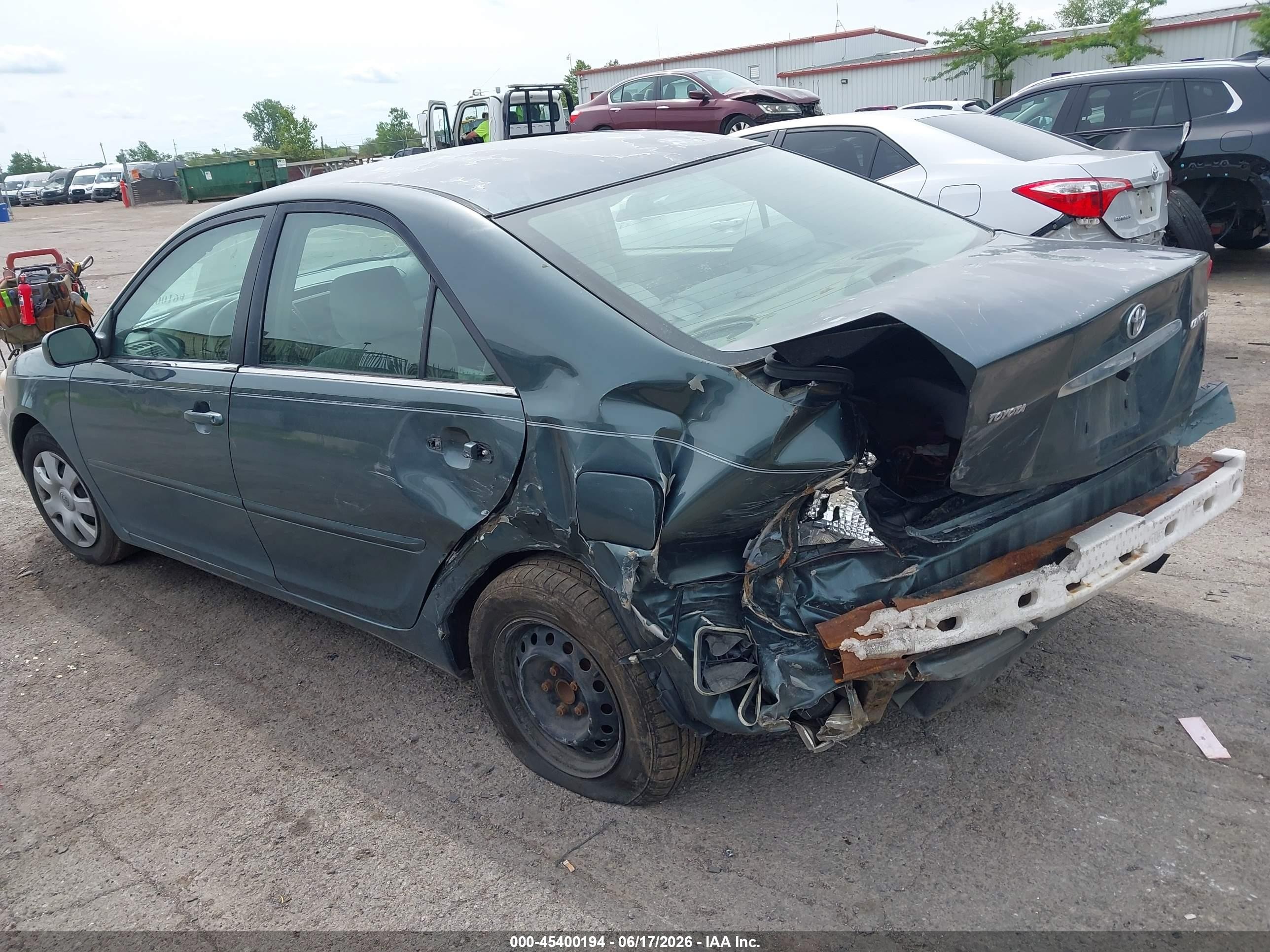 2003 Toyota Camry Le Green vin: 4T1BE32K93U203875