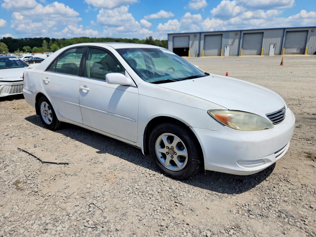 2003 Toyota Camry Le White vin: 4T1BE32K93U229764