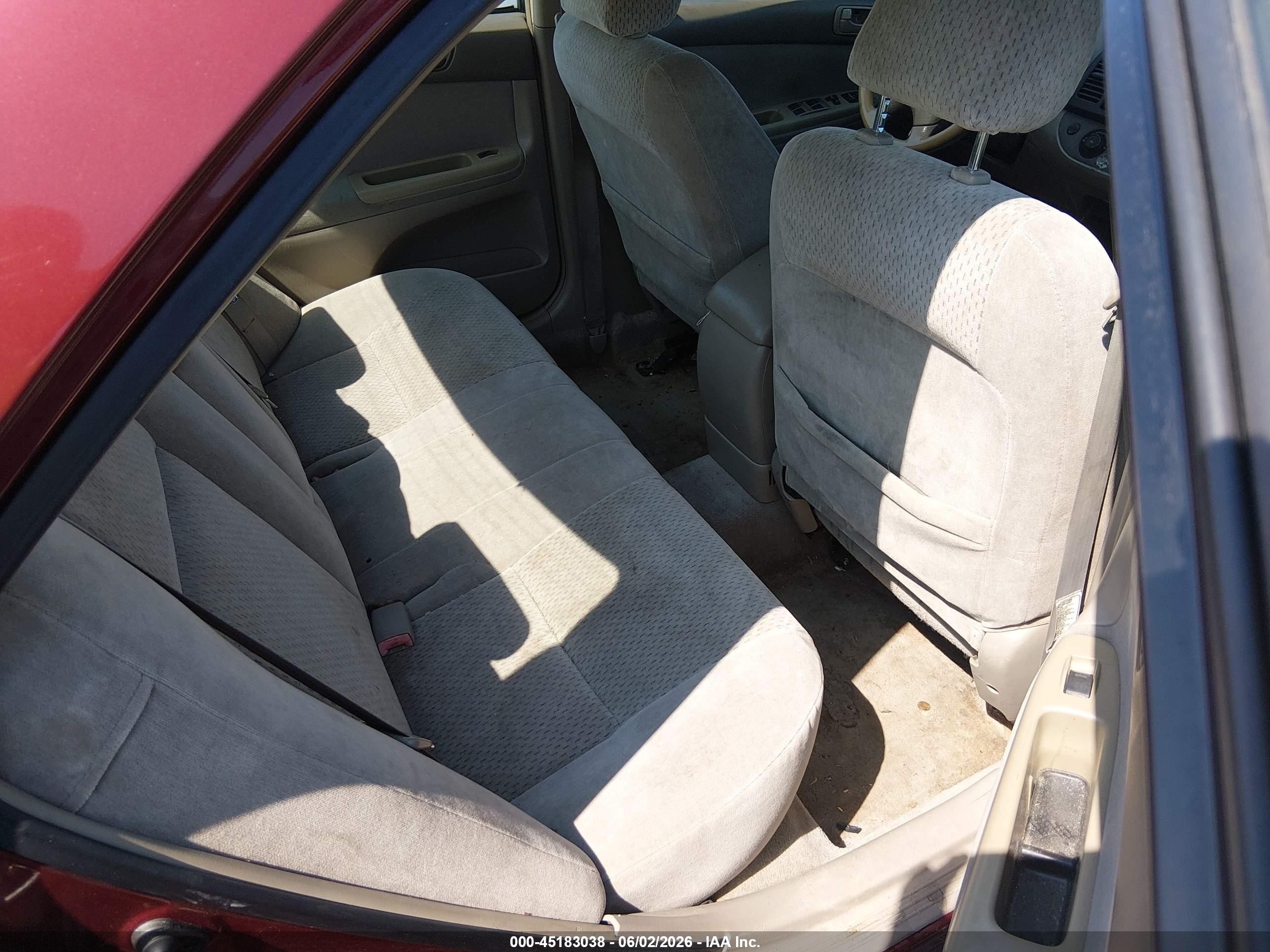 2003 Toyota Camry Le Красный vin: 4T1BE32K93U250730