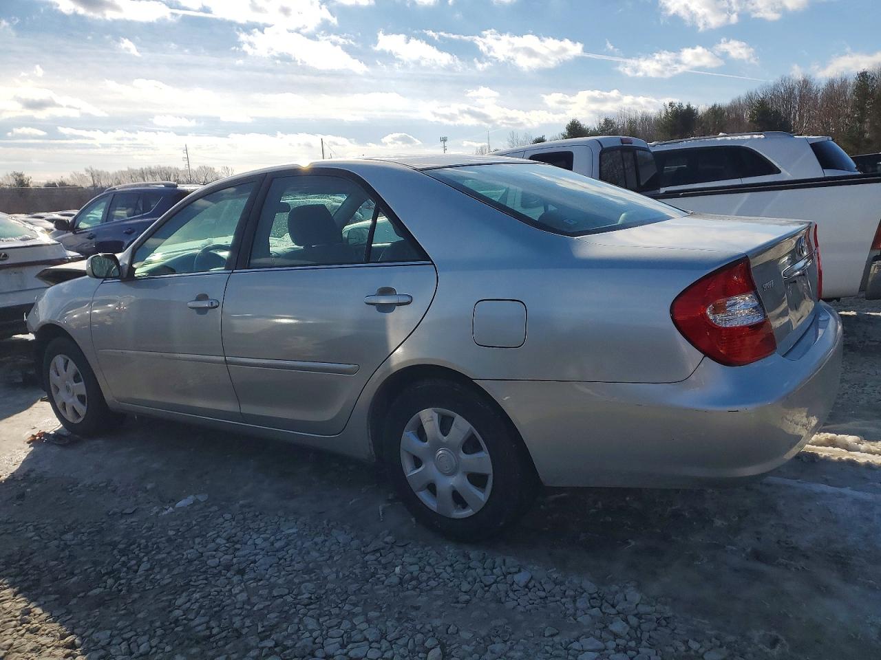 2003 Toyota Camry Le Silver vin: 4T1BE32K93U255264