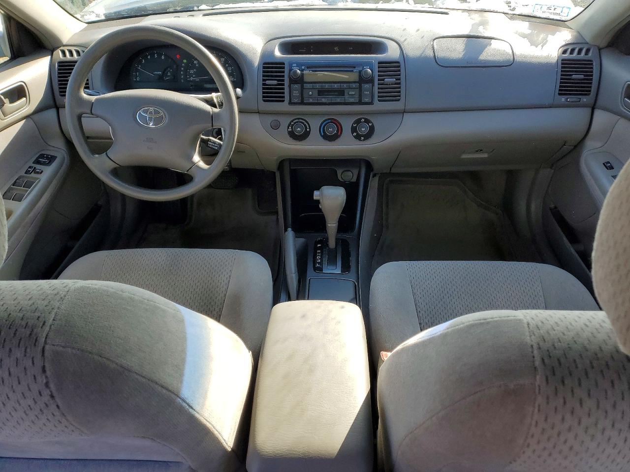 2003 Toyota Camry Le Silver vin: 4T1BE32K93U255264