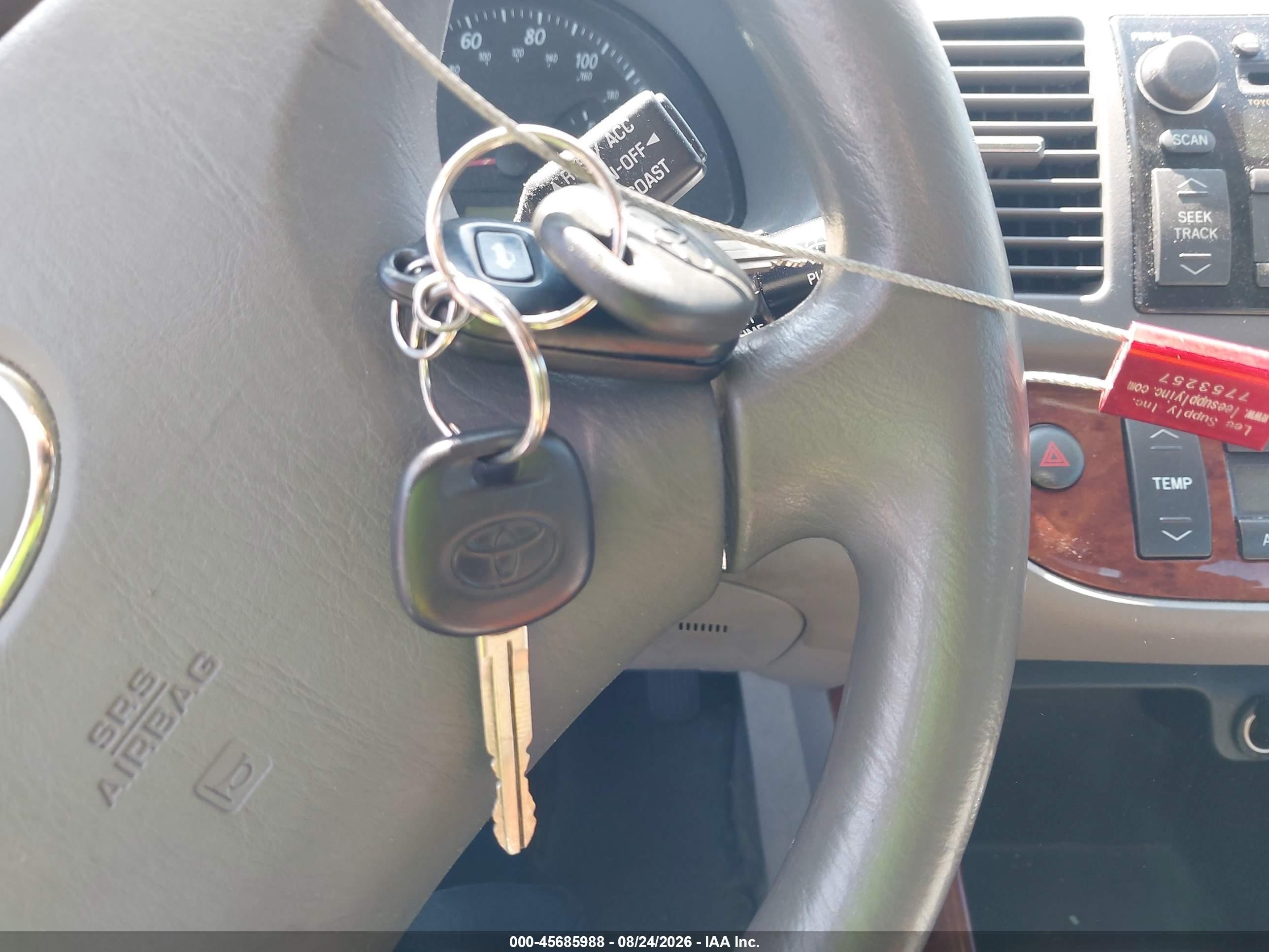 2003 Toyota Camry Xle Серебряный vin: 4T1BE32K93U259962