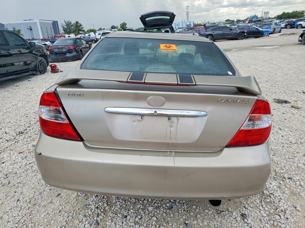 2003 Toyota Camry Xle Beige vin: 4T1BE32K93U645538