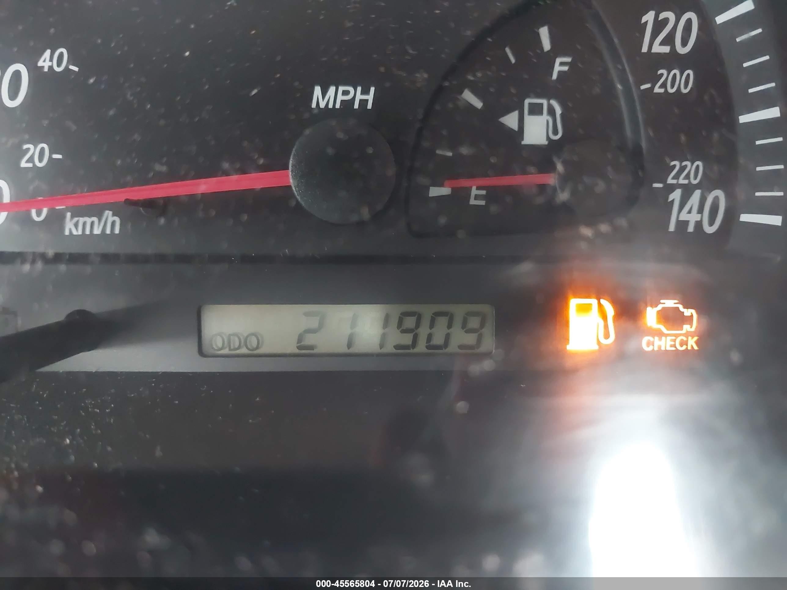 2003 Toyota Camry Le Silver vin: 4T1BE32K93U658659