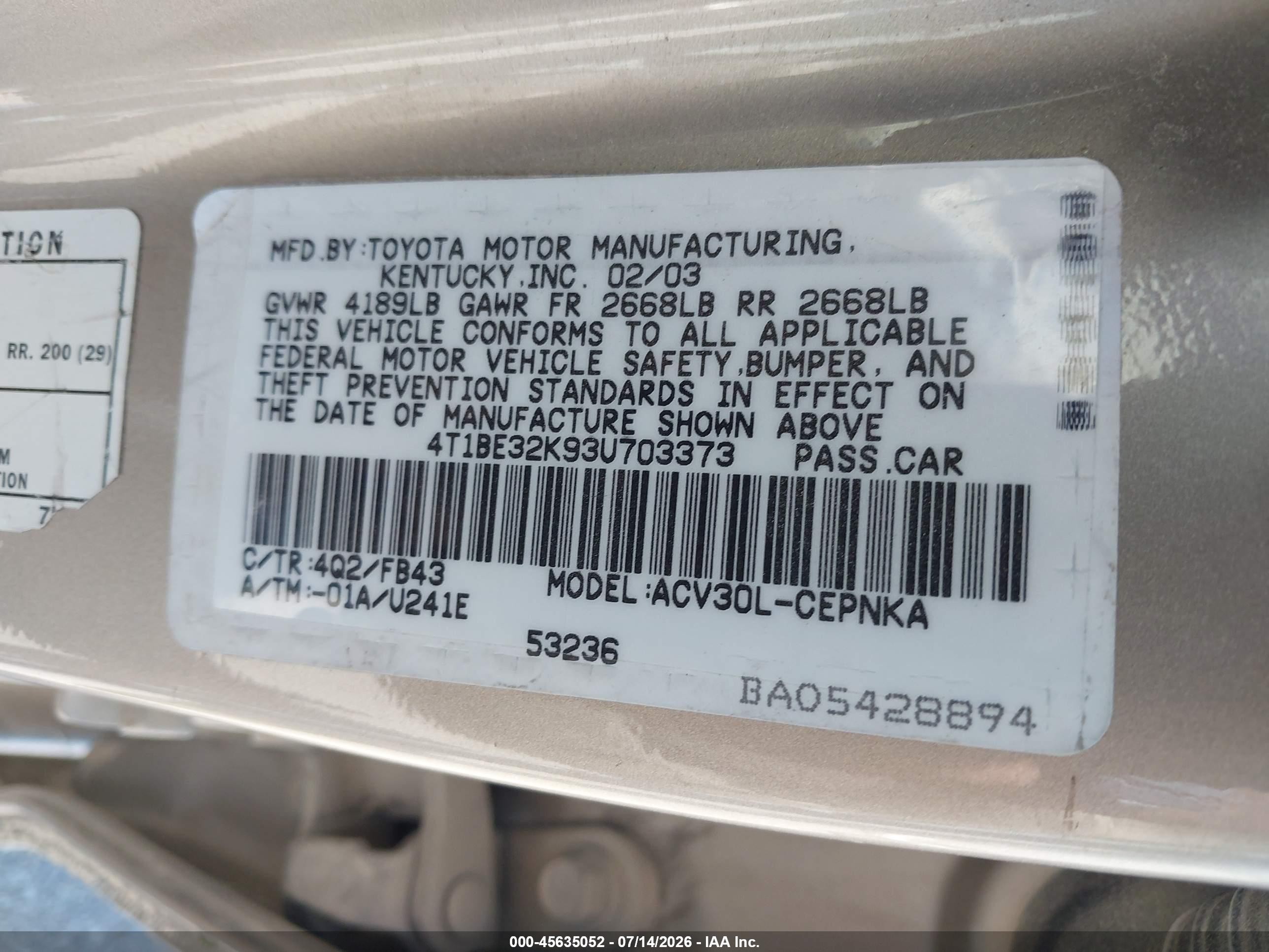 2003 Toyota Camry Le Gold vin: 4T1BE32K93U703373