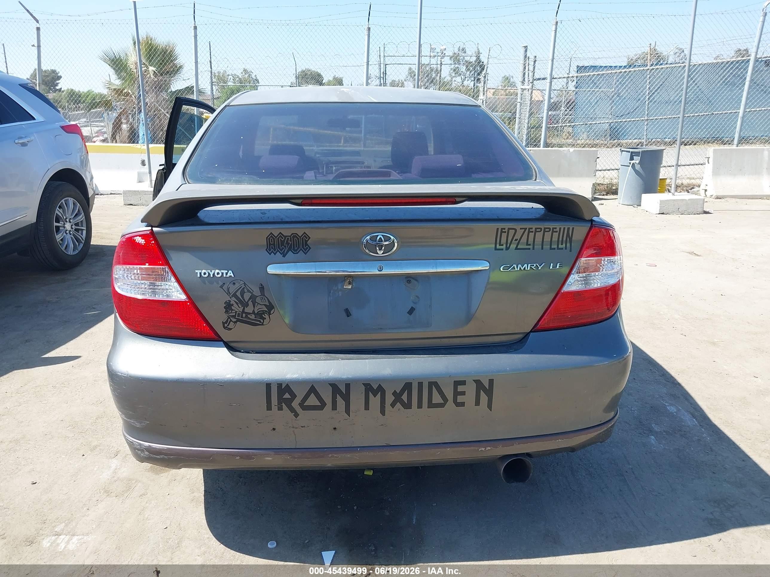 2003 Toyota Camry Le Gray vin: 4T1BE32K93U759295
