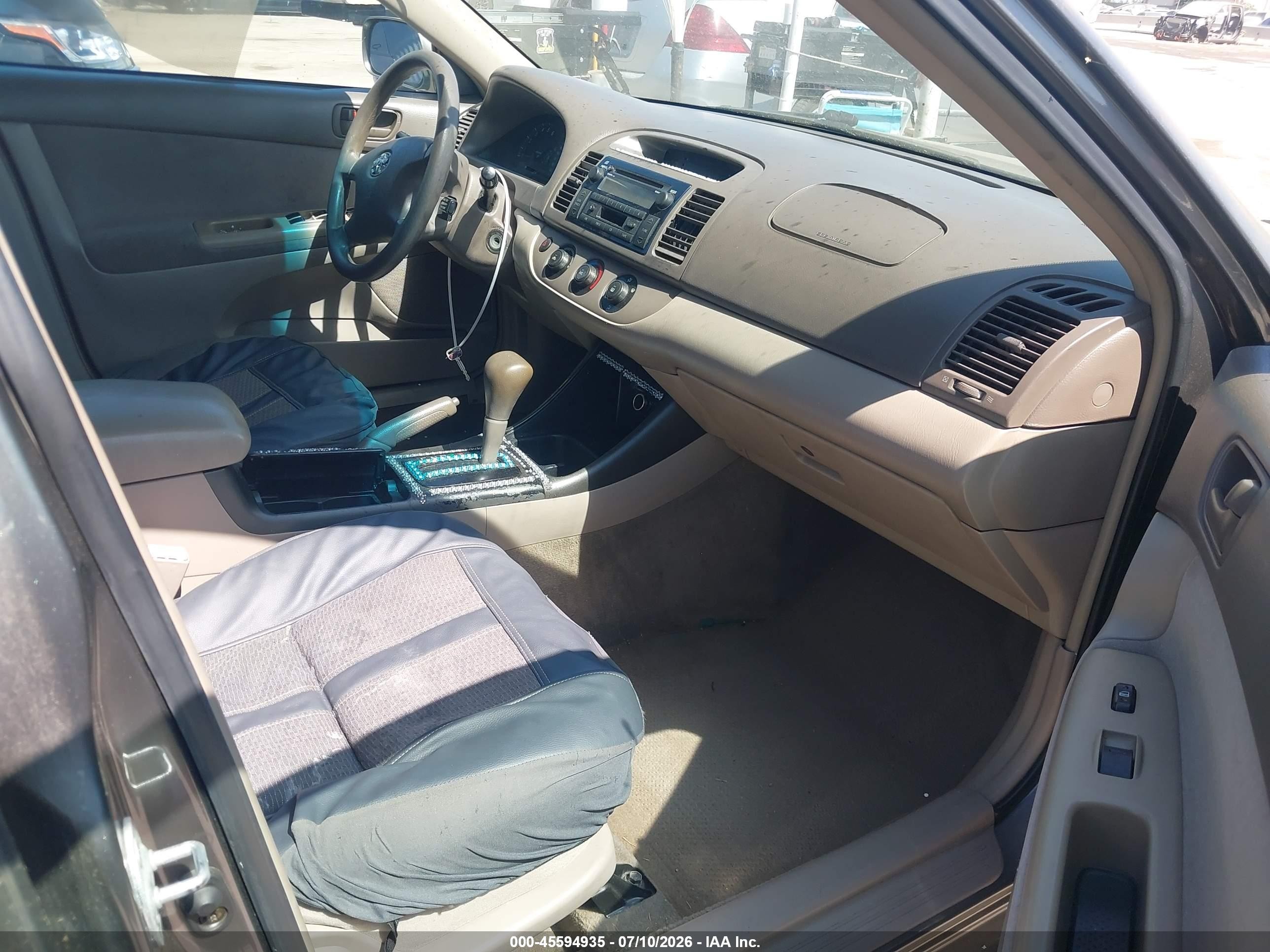 2003 Toyota Camry Le Gray vin: 4T1BE32K93U775142