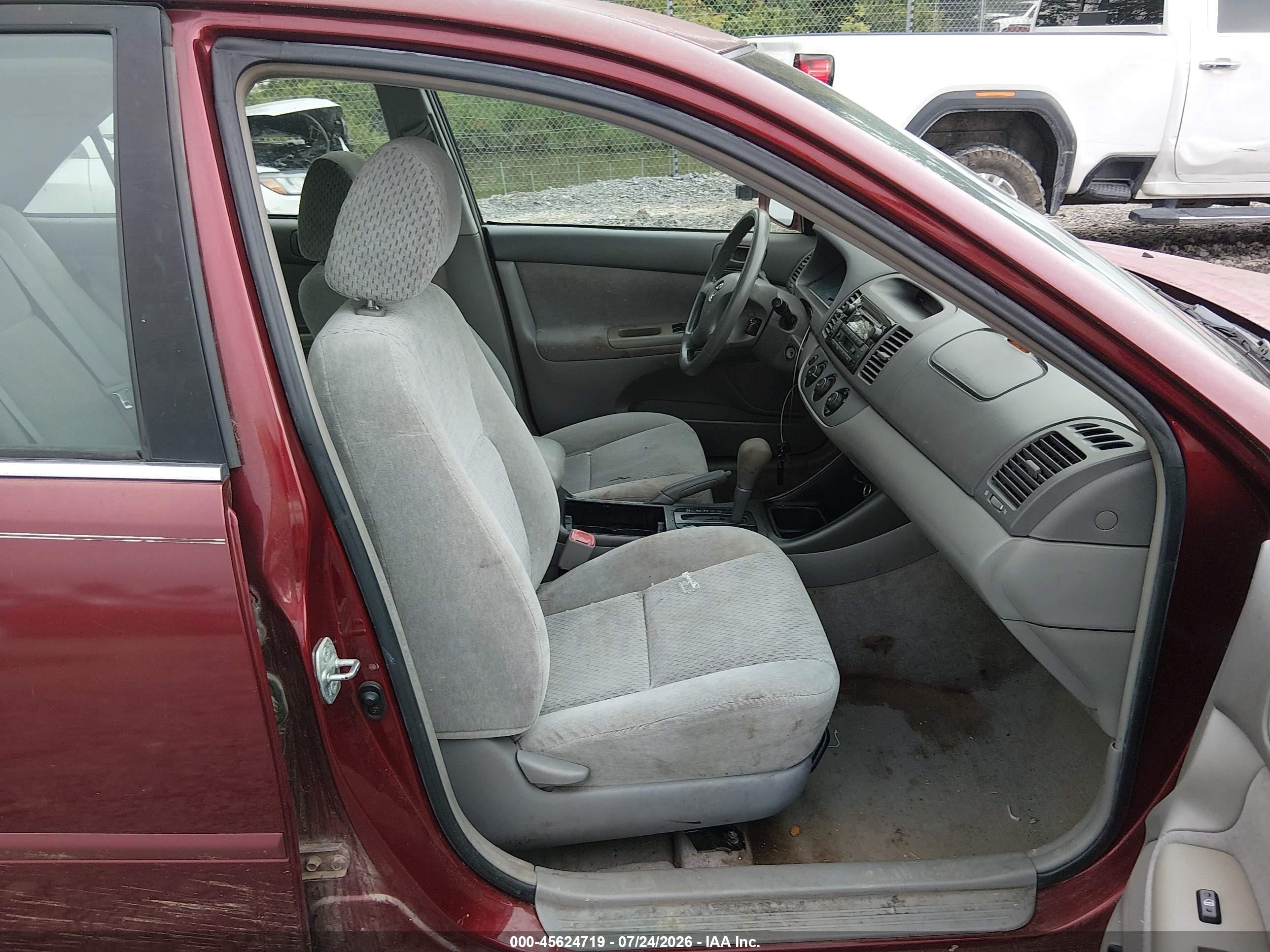 2004 Toyota Camry Le Темно-бордовый vin: 4T1BE32K94U290355