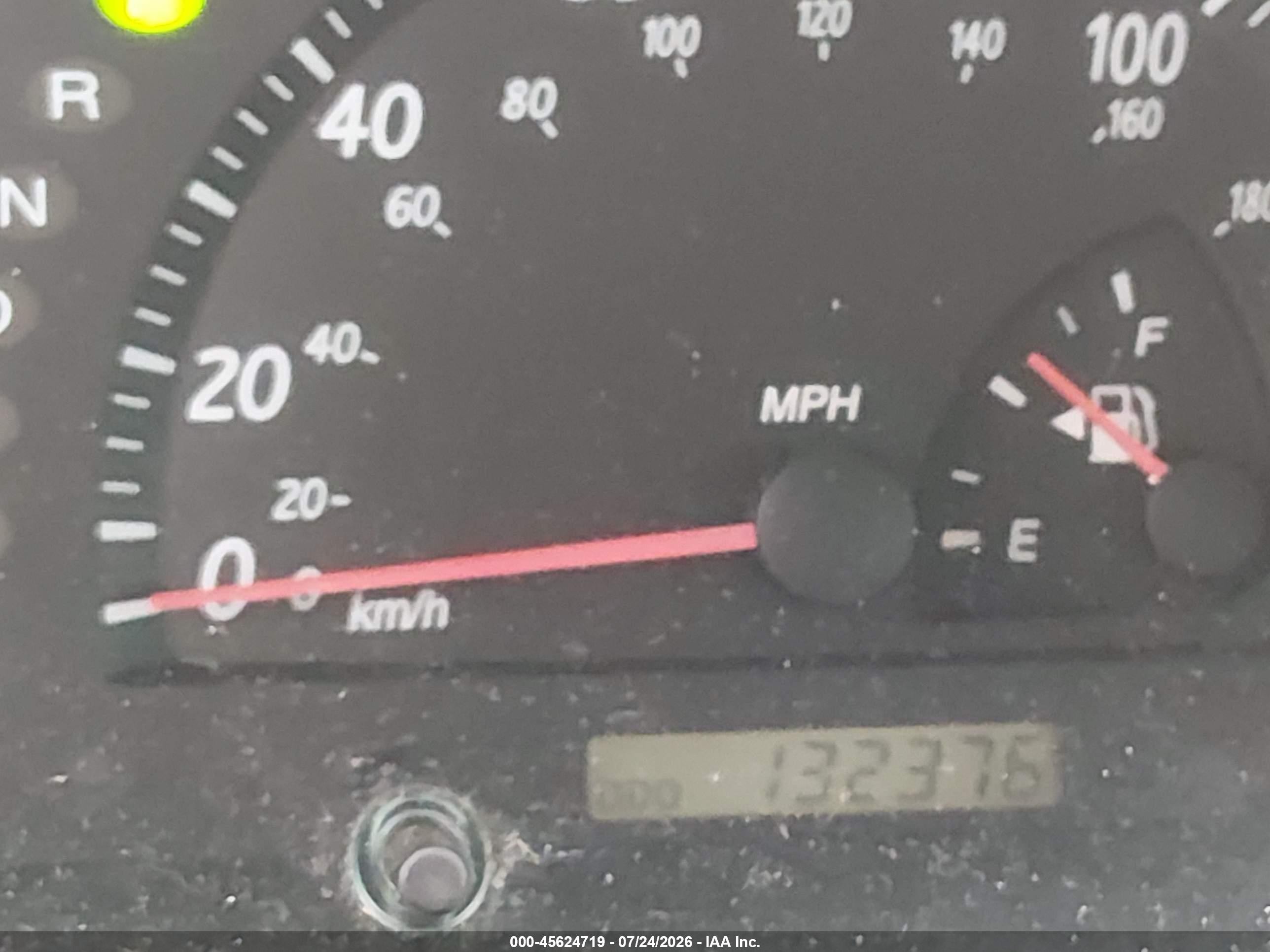 2004 Toyota Camry Le Темно-бордовый vin: 4T1BE32K94U290355