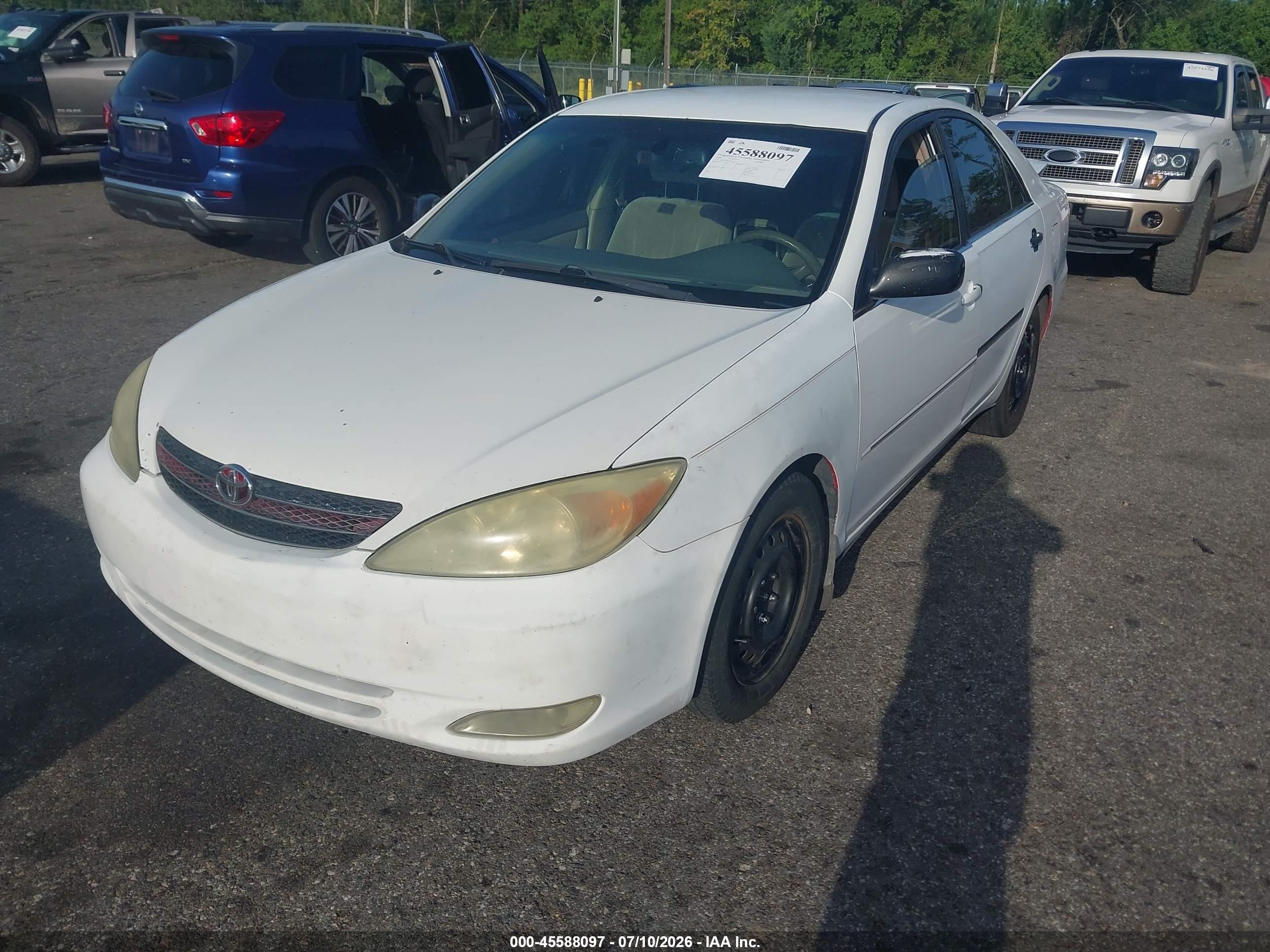 2004 Toyota Camry Xle White vin: 4T1BE32K94U305713