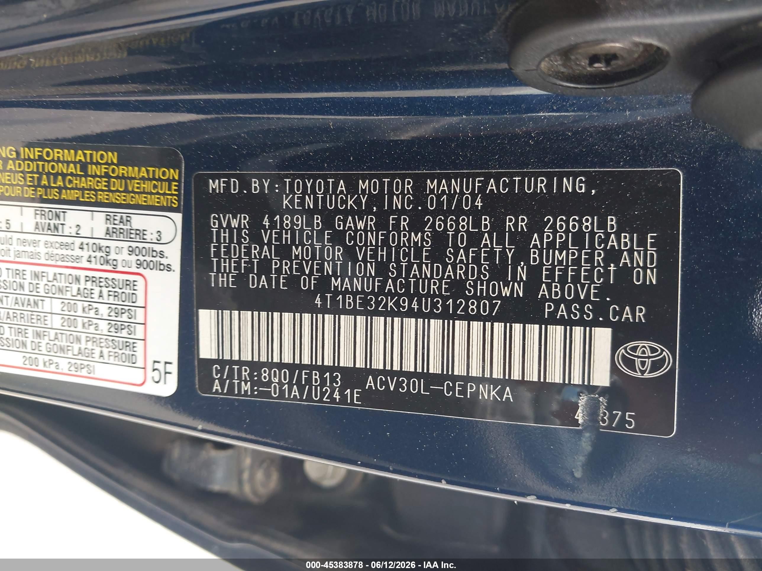 2004 Toyota Camry Le Blue vin: 4T1BE32K94U312807