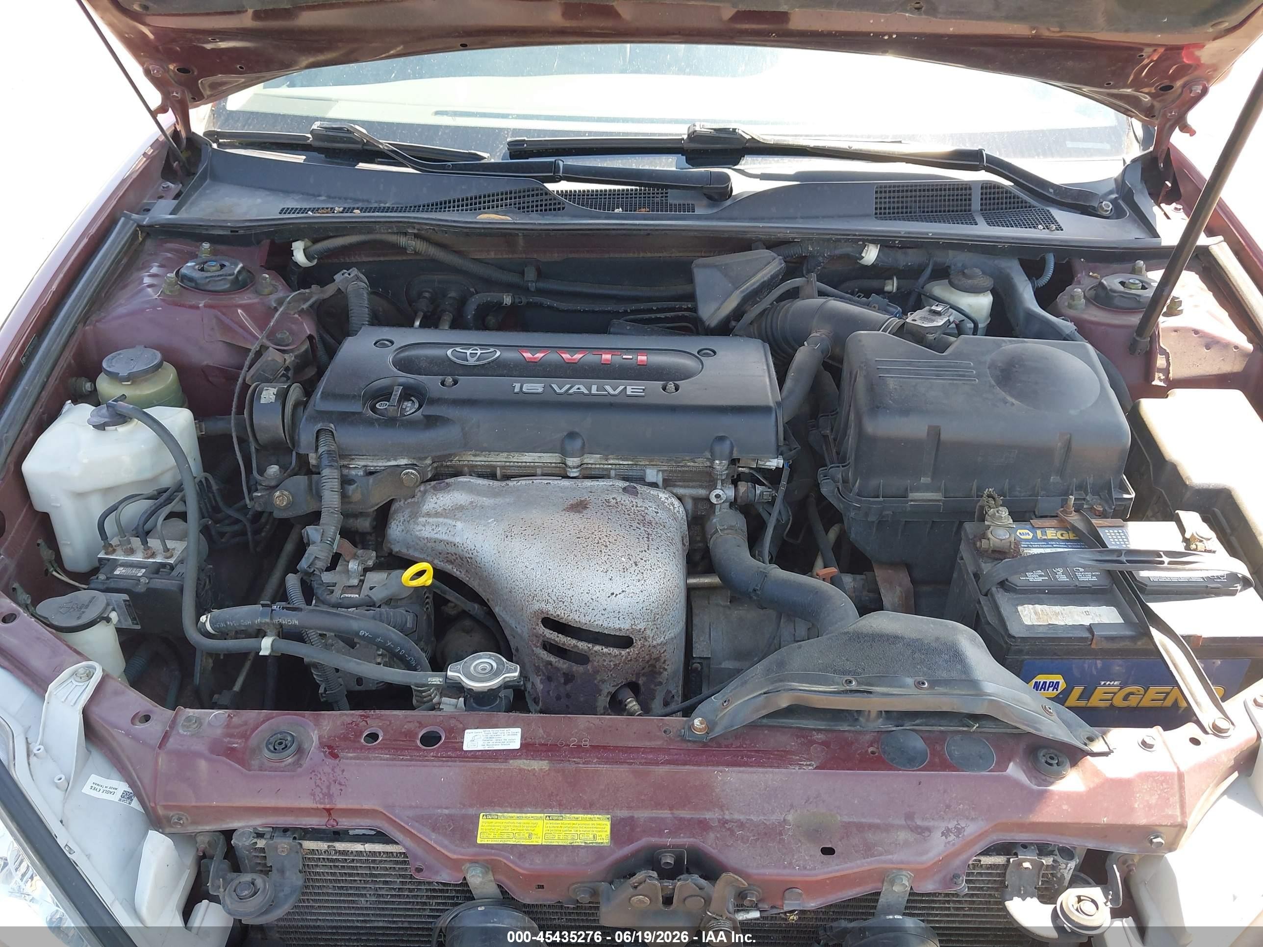 2004 Toyota Camry Le Red vin: 4T1BE32K94U326920