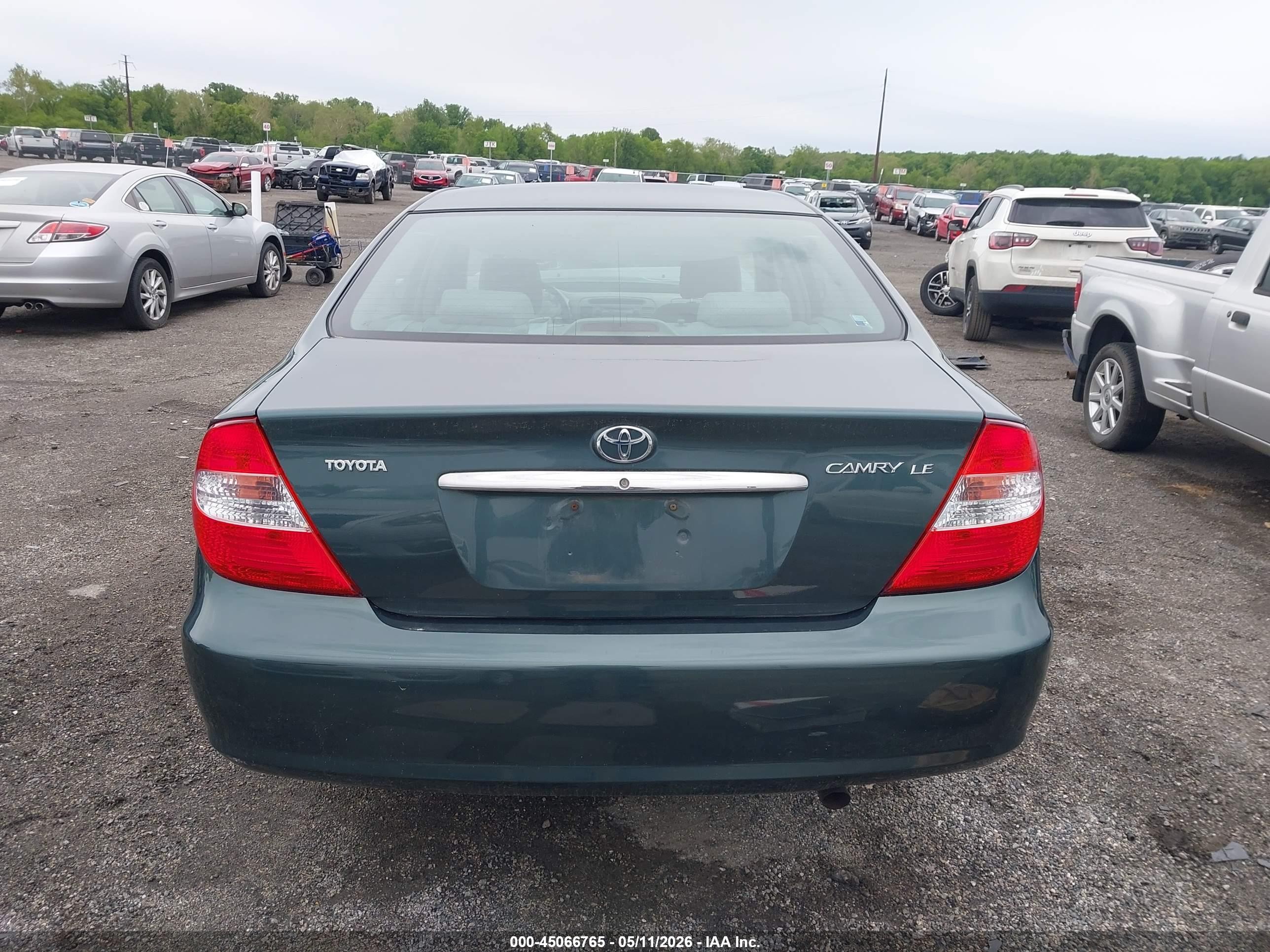 2004 Toyota Camry Le Green vin: 4T1BE32K94U376944