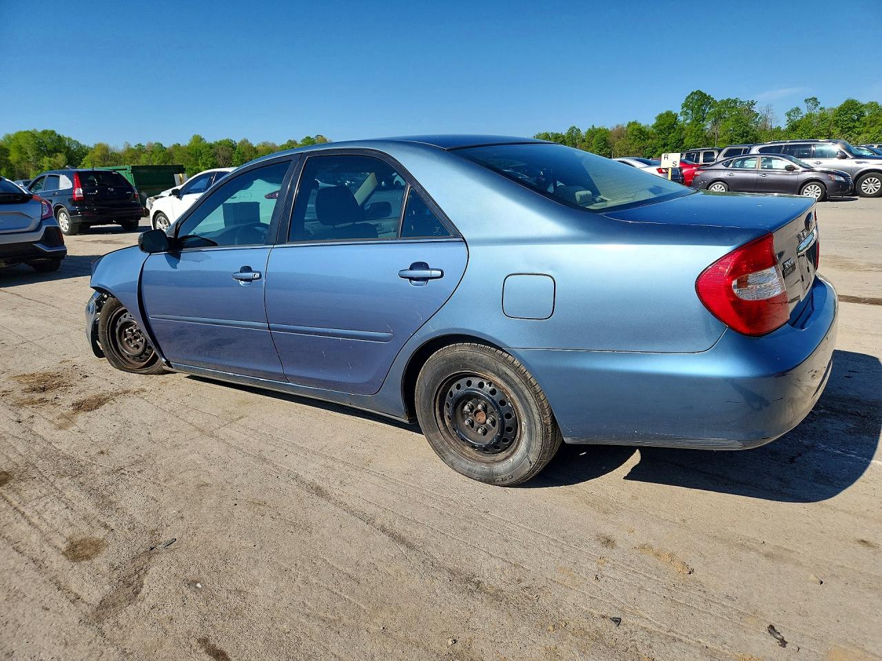 2004 Toyota Camry Le Blue vin: 4T1BE32K94U807301