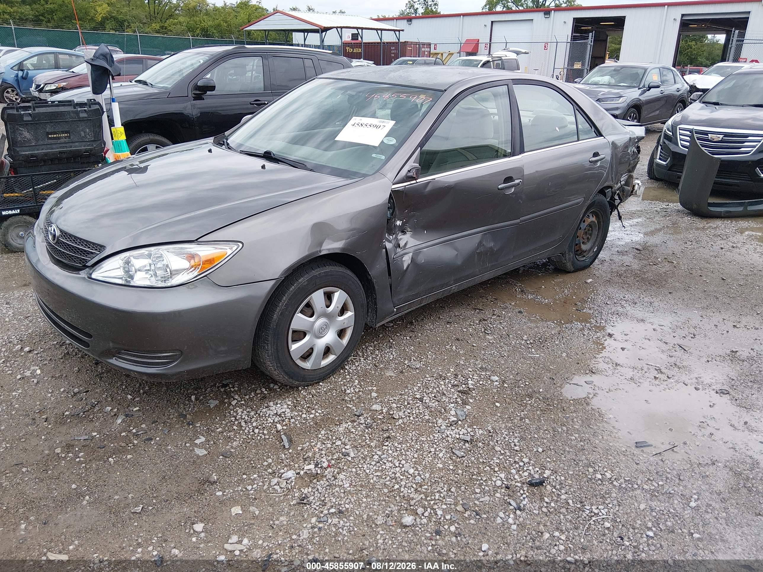 2004 Toyota Camry Le Gray vin: 4T1BE32K94U844803