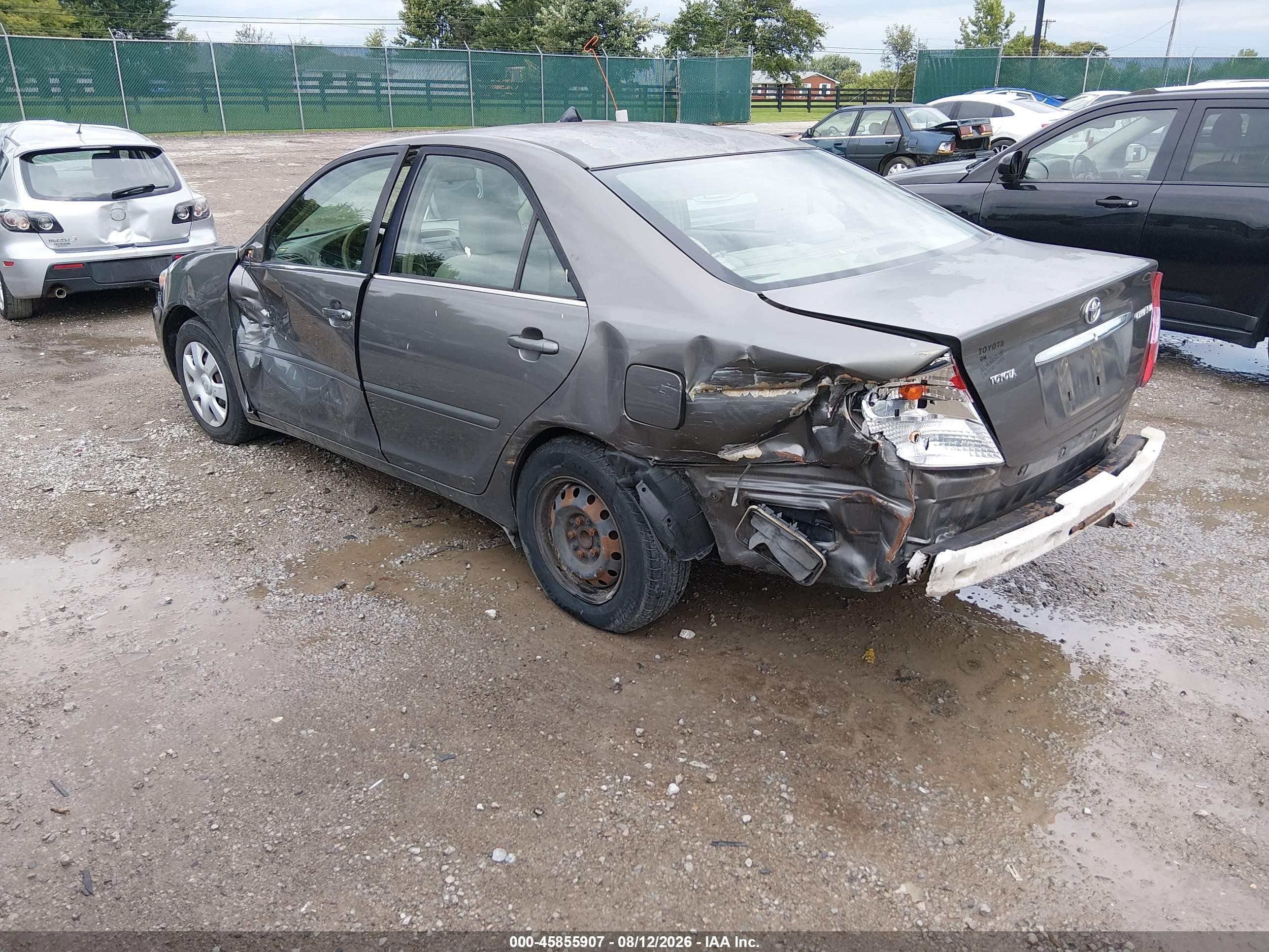 2004 Toyota Camry Le Gray vin: 4T1BE32K94U844803