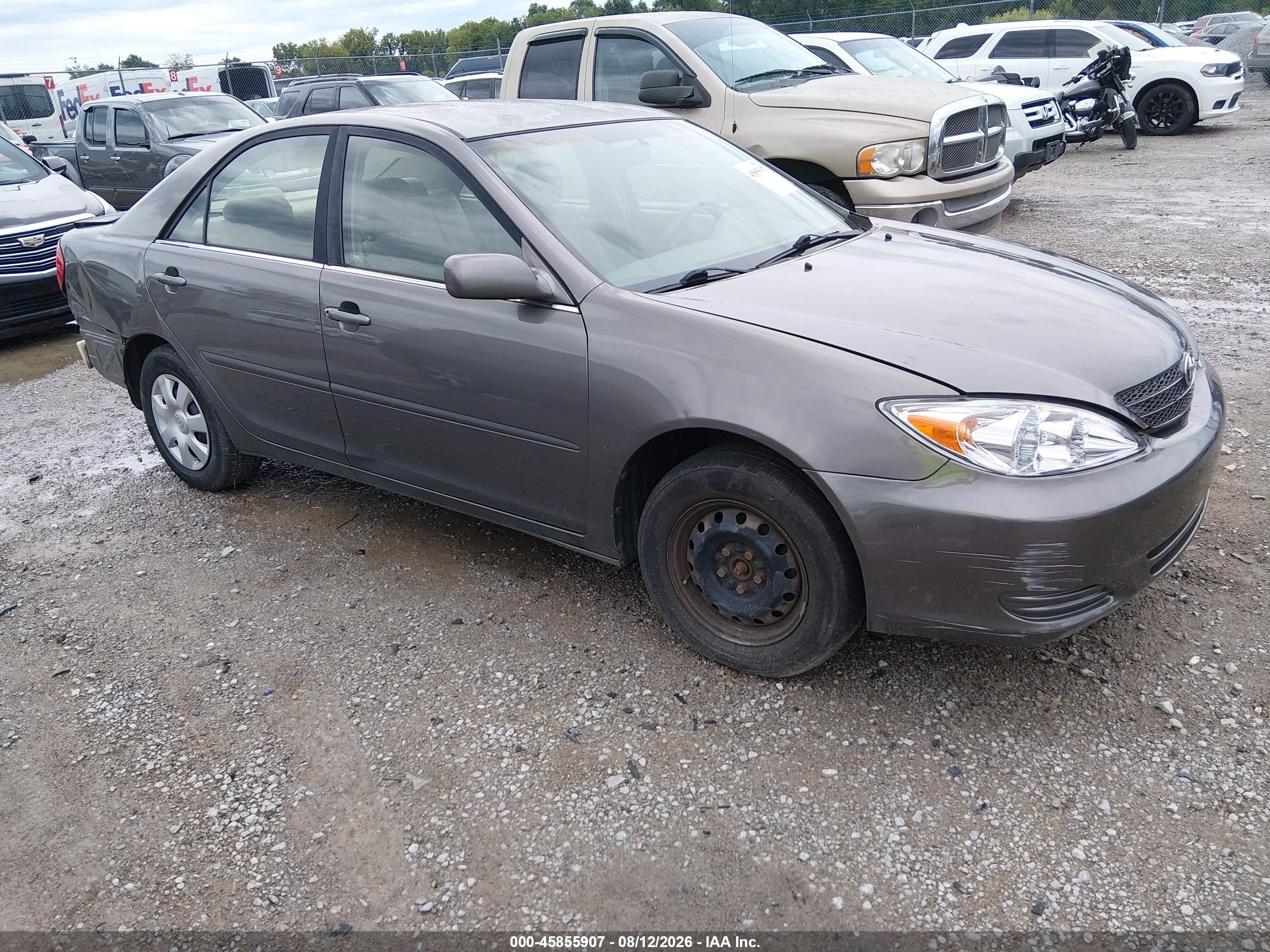 2004 Toyota Camry Le Gray vin: 4T1BE32K94U844803