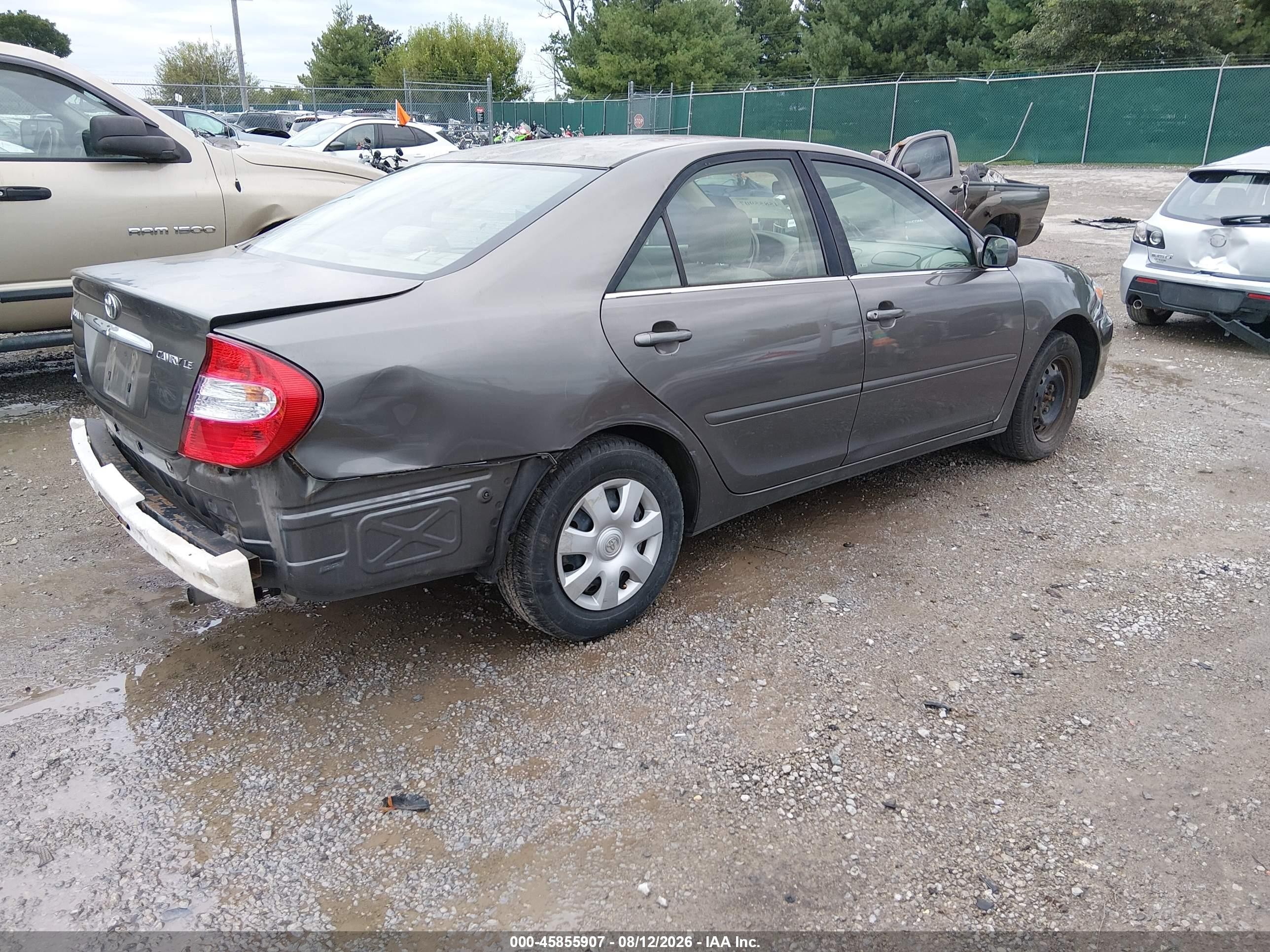 2004 Toyota Camry Le Gray vin: 4T1BE32K94U844803