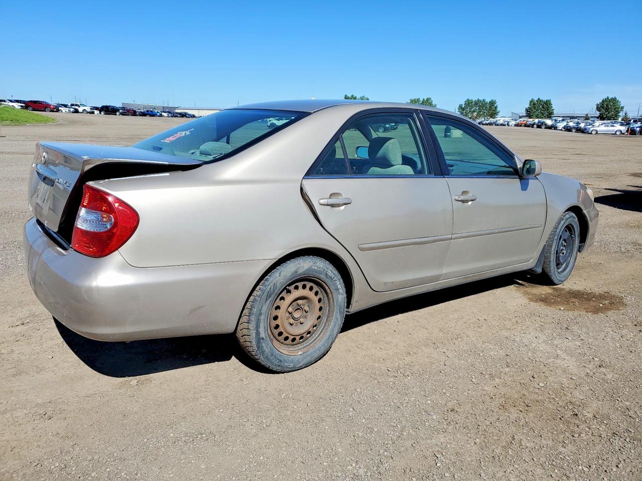 2004 Toyota Camry Standard Gold vin: 4T1BE32K94U869734