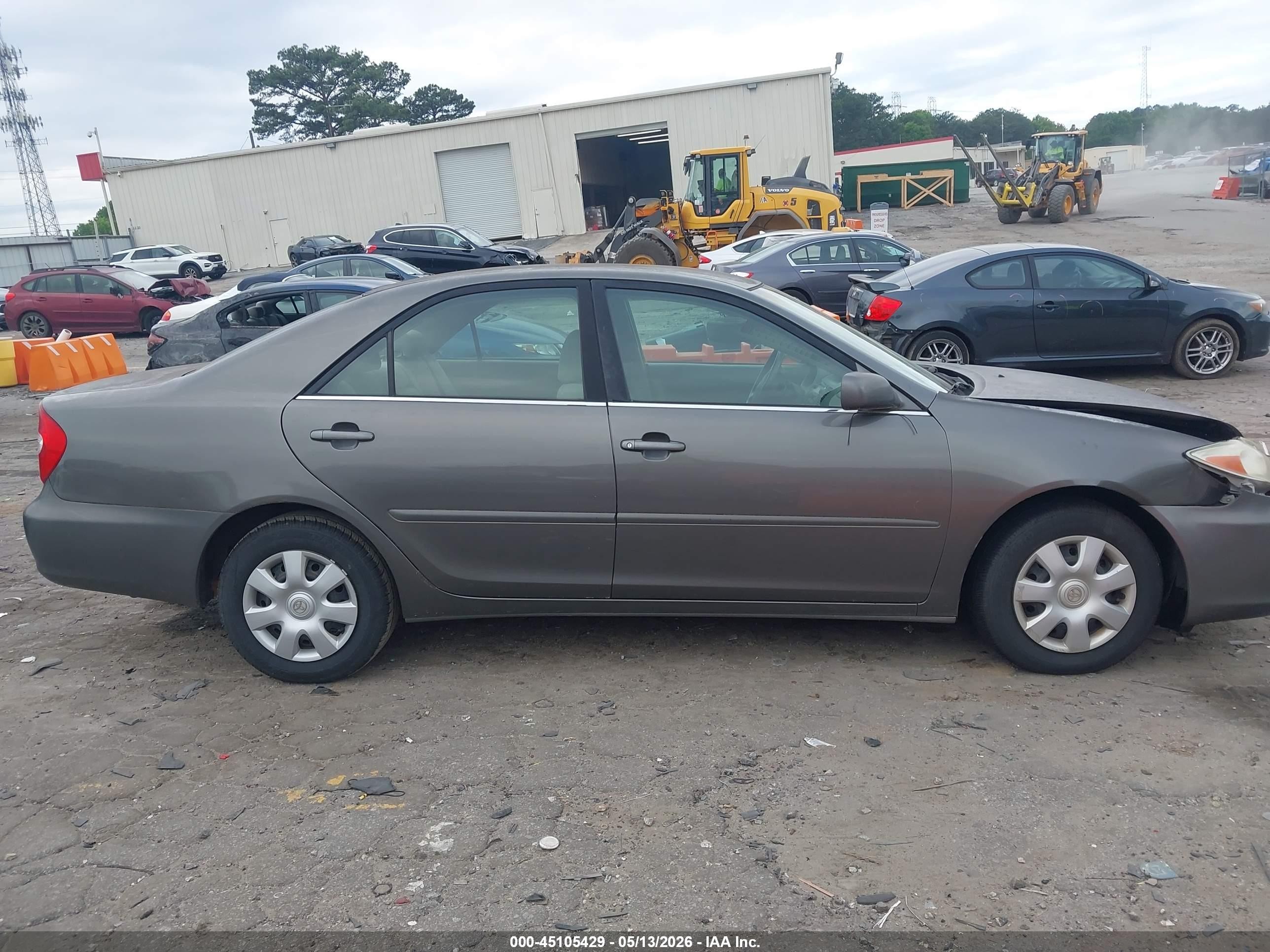 2004 Toyota Camry Le Gray vin: 4T1BE32K94U914719