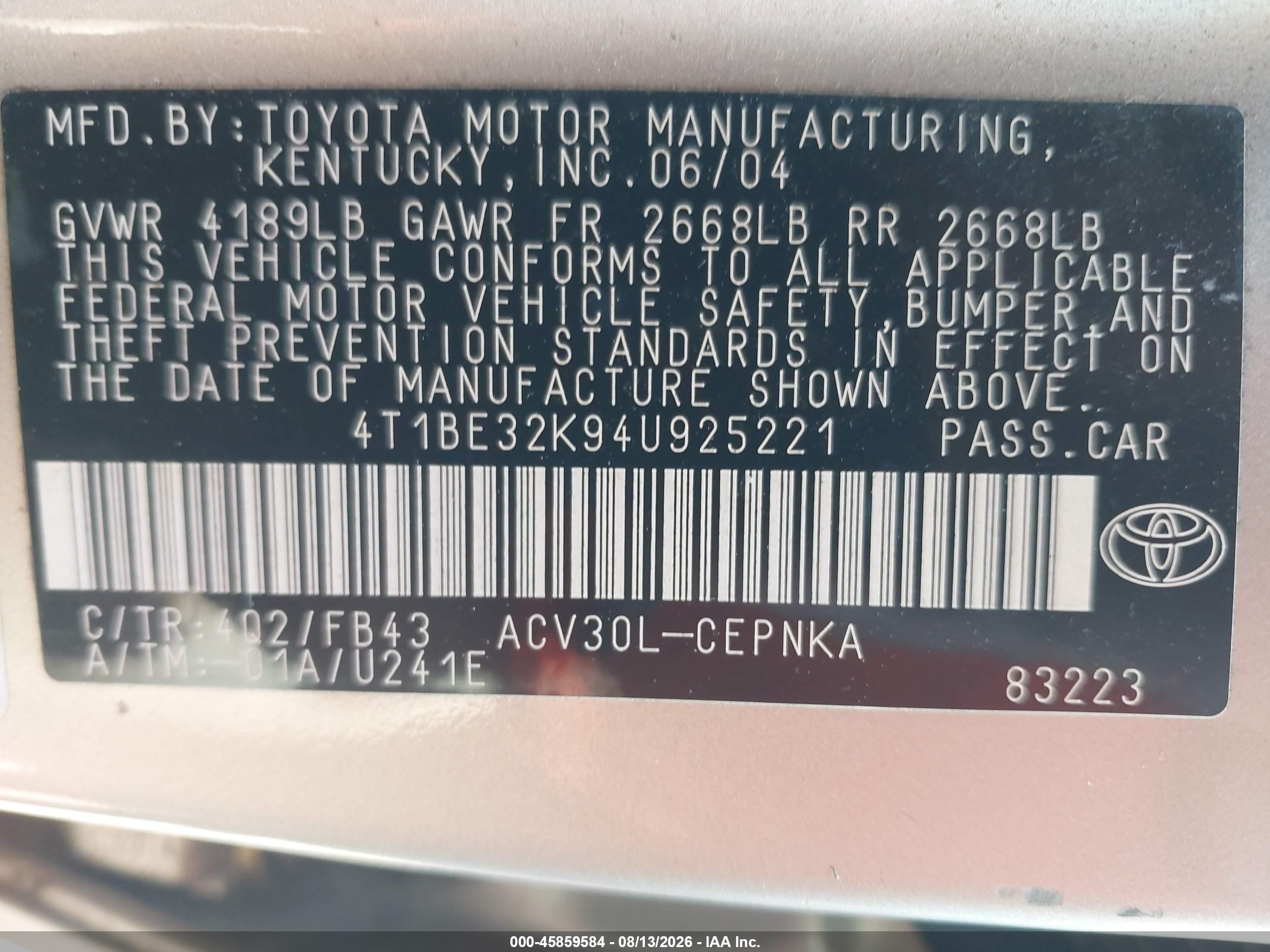 2004 Toyota Camry Le Gold vin: 4T1BE32K94U925221